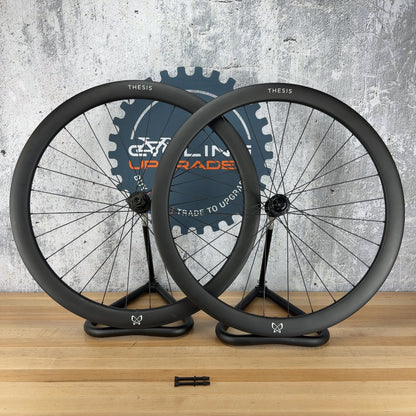 Low Mile! Thesis RCG44 700c Carbon Wheelset