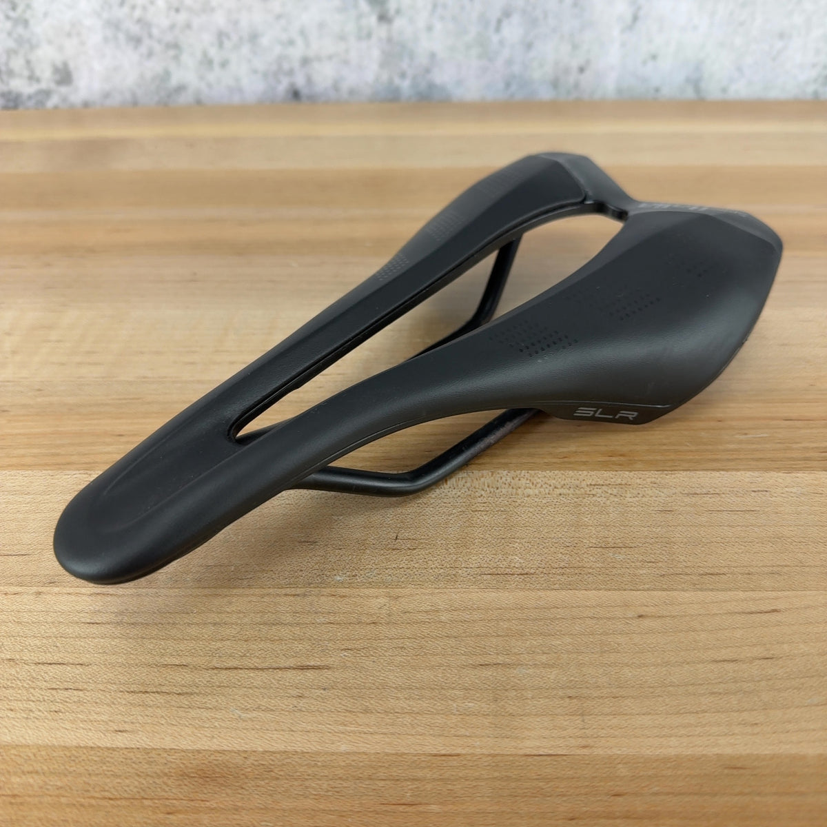 Light Use! Selle Italia SLR Advan Superflow S3 Chromoly 7x7mm Rails Bike Saddle — photo 3 of 7