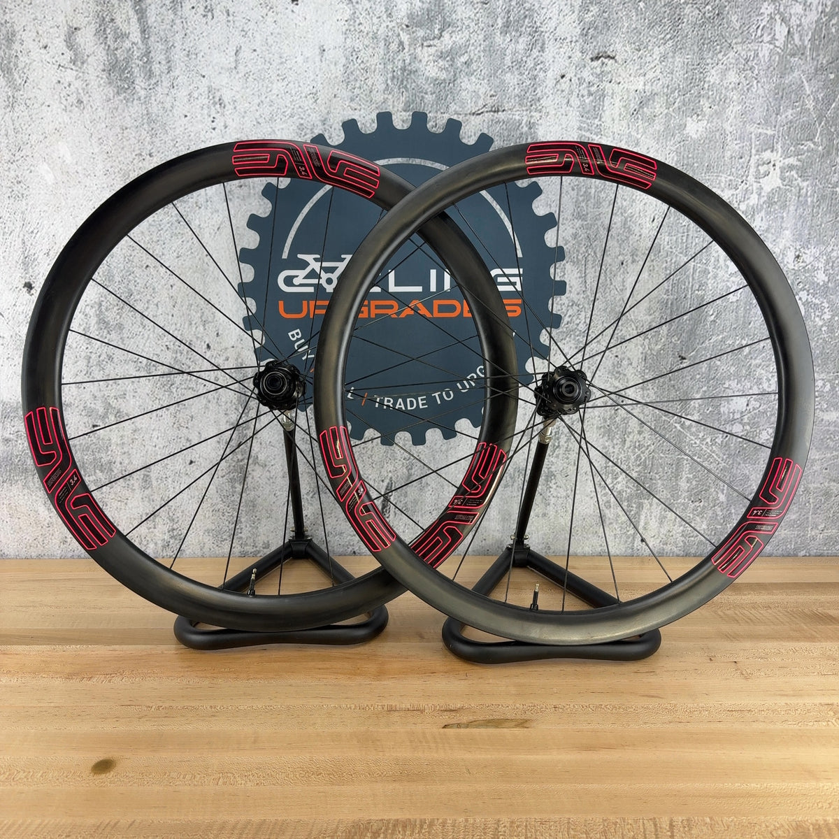 Mint! Enve SES 3.4 Pink/Black Carbon Tubeless Bike Wheelset 700c Road Hubs 1495g — photo 1 of 6