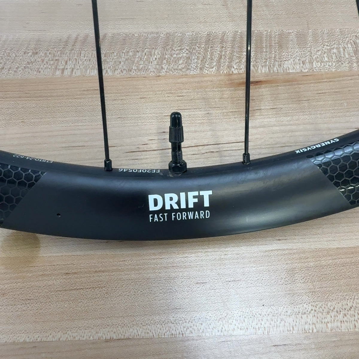Light Use! FFWD Drift Dt 240 Hubs Carbon Gravel Bike Wheelset 700c 1583g — photo 4 of 10