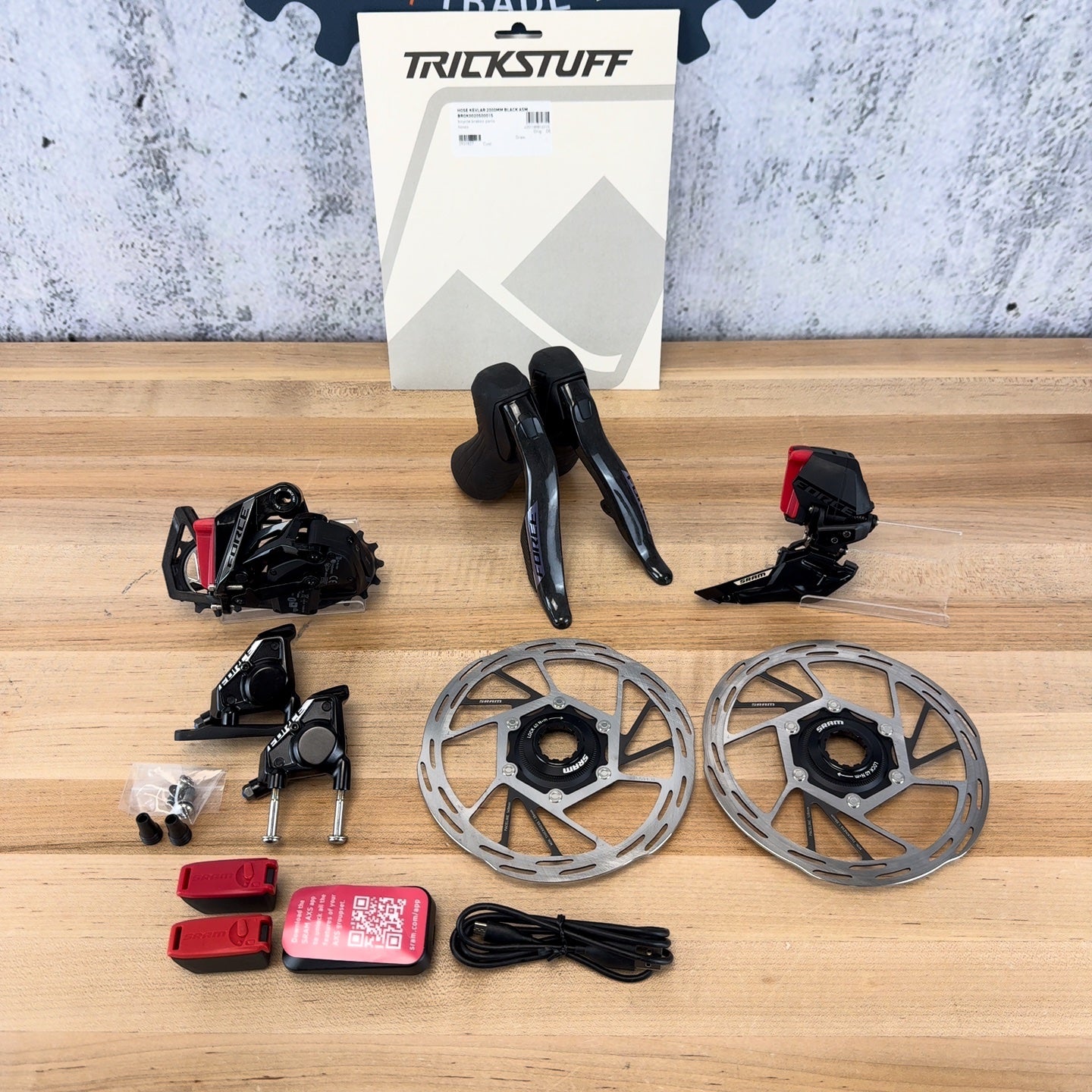 Ridden Once! SRAM Force AXS E1 12-Speed Flat Mount Hydraulic Disc Brake Groupset