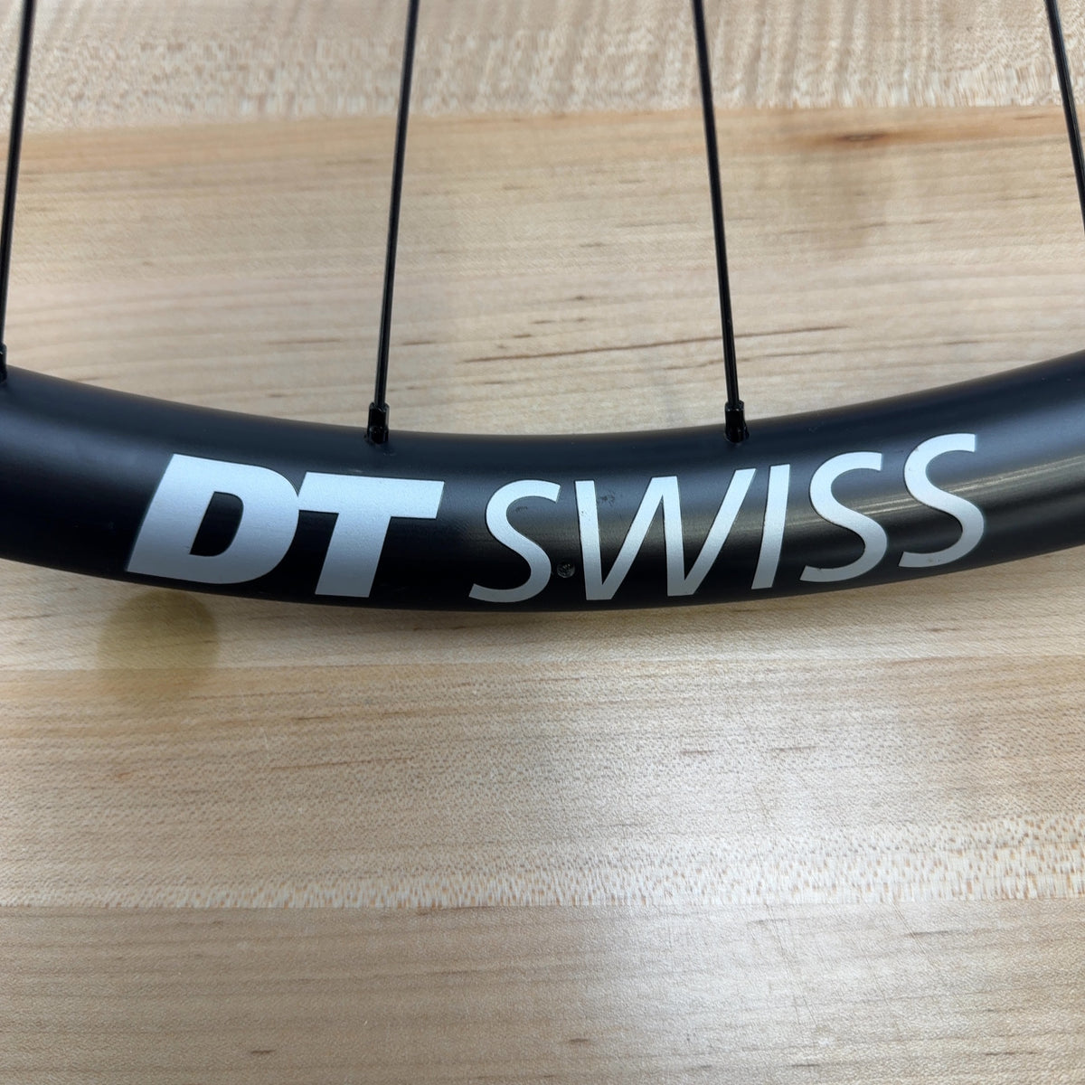 Low Mile! DT Swiss XRC 1501 Spline One MTB Carbon 29" Boost DT 240 Hubs Wheelset — photo 3 of 17