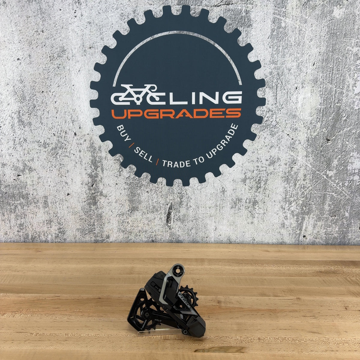 Low Mile! SRAM Force XPLR AXS E1 13-Speed Gravel Rear Derailleur w/ Battery — photo 2 of 4