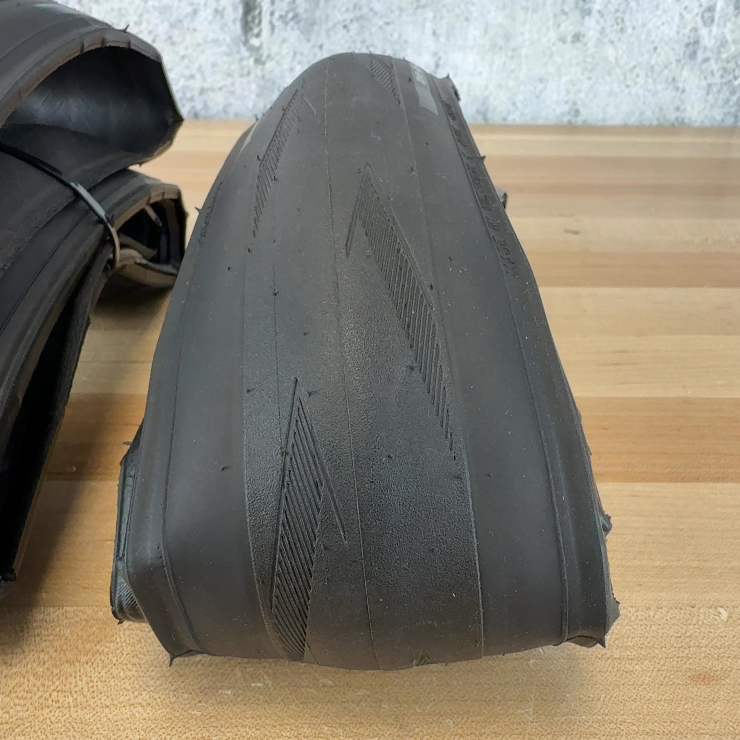 New! Pair Schwalbe One TLR 34mm Road Tires