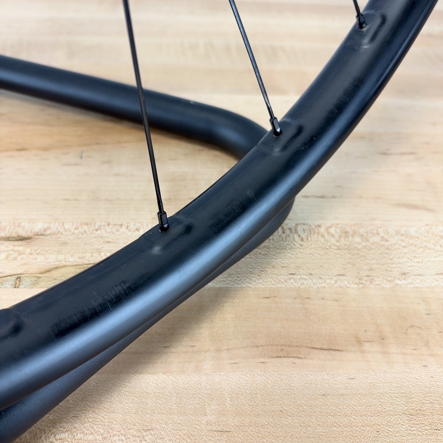 Light Use! Reserve 28|XC Carbon Disc Brake 29" Boost DT Swiss 180 Ceramic Wheelset