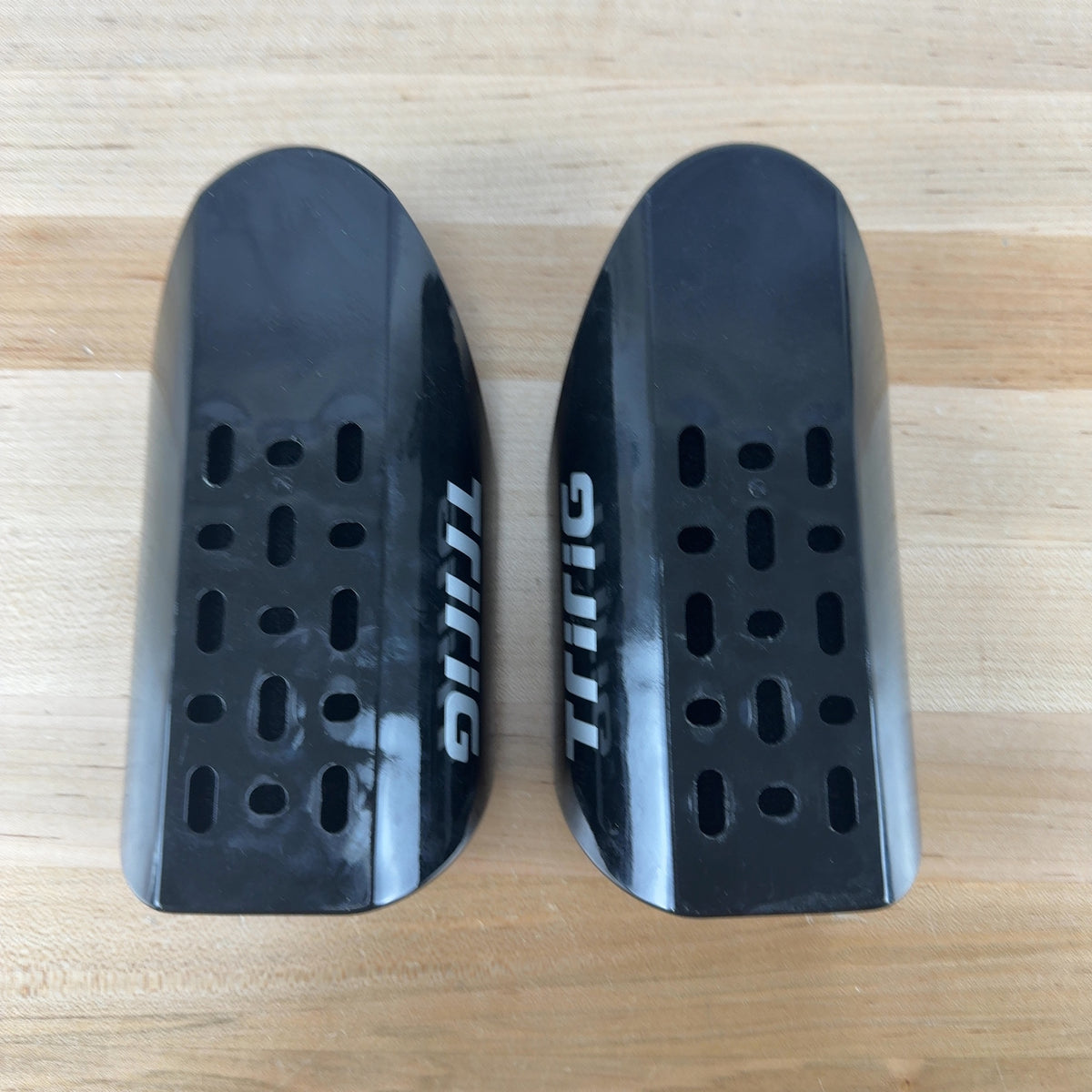 Light Use! Tririg Carbon Arm Cups Open Back TT/Triathlon Cockpit Pads 369g