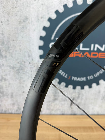 Light Use! Enve SES 2.3 Chris King R45D Carbon Wheelset