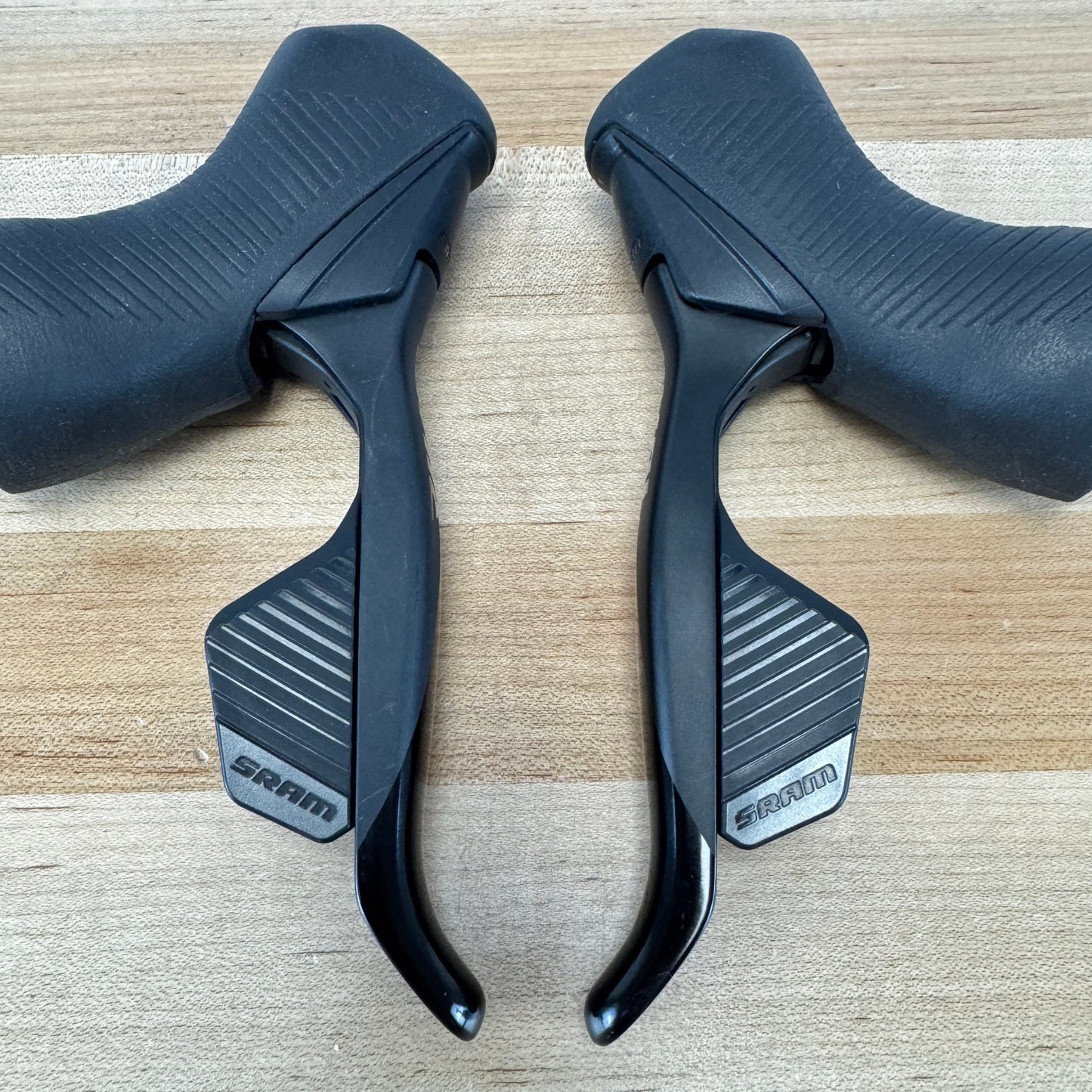 SRAM Rival AXS D1 12/13-Speed Flat Mount Disc 12 Speed Shifters w/ Calipers