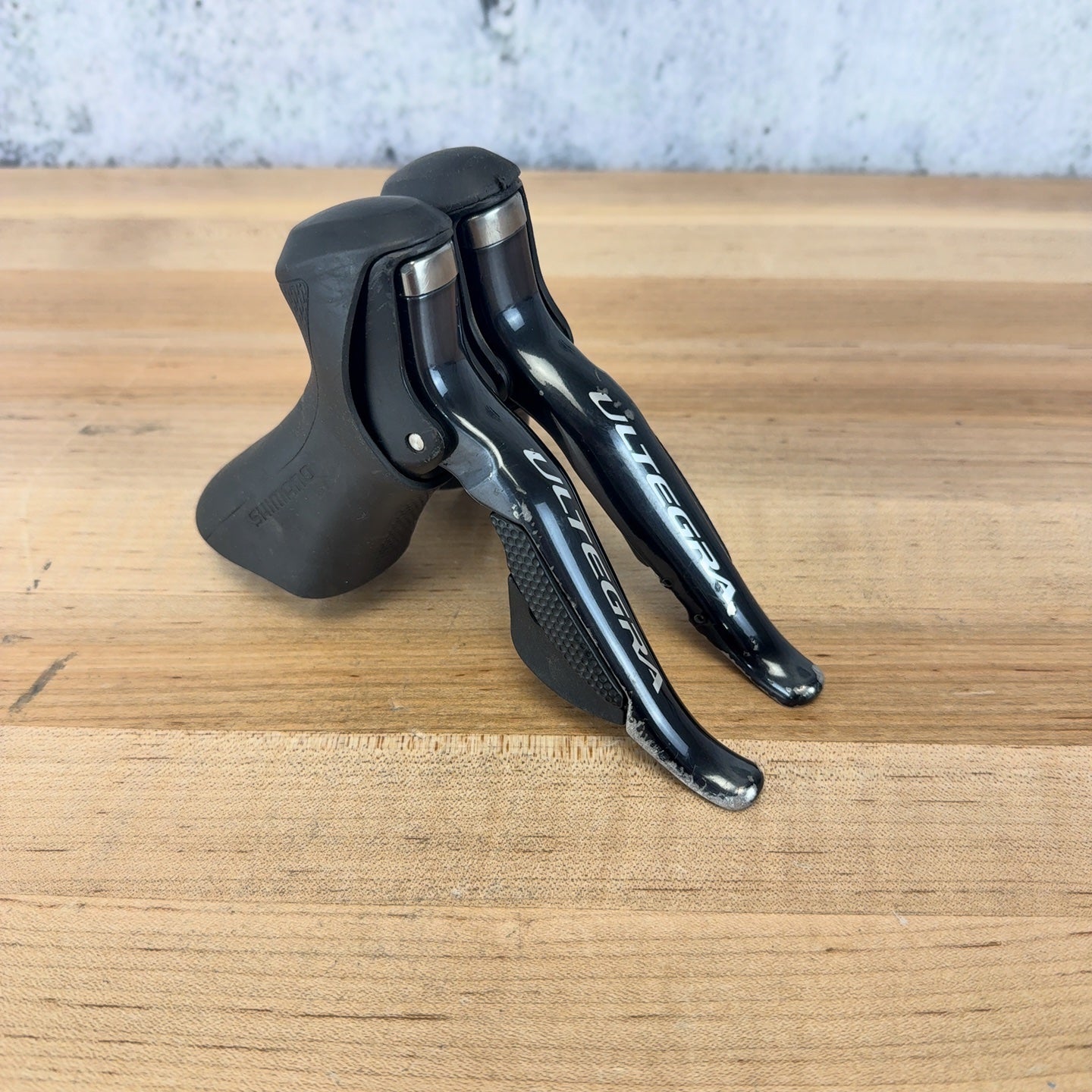 Shimano Ultegra ST-6870 11-Speed Di2 Electronic Rim Brake Bike Shifters 307g