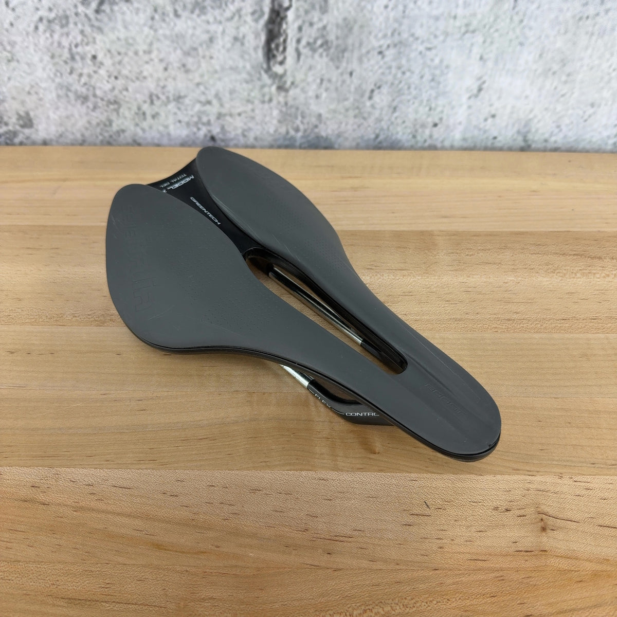 New Take Off! Selle Italia Model X 145mm Grey 7x7mm Chromoly Rails Bike Saddle — photo 1 of 9