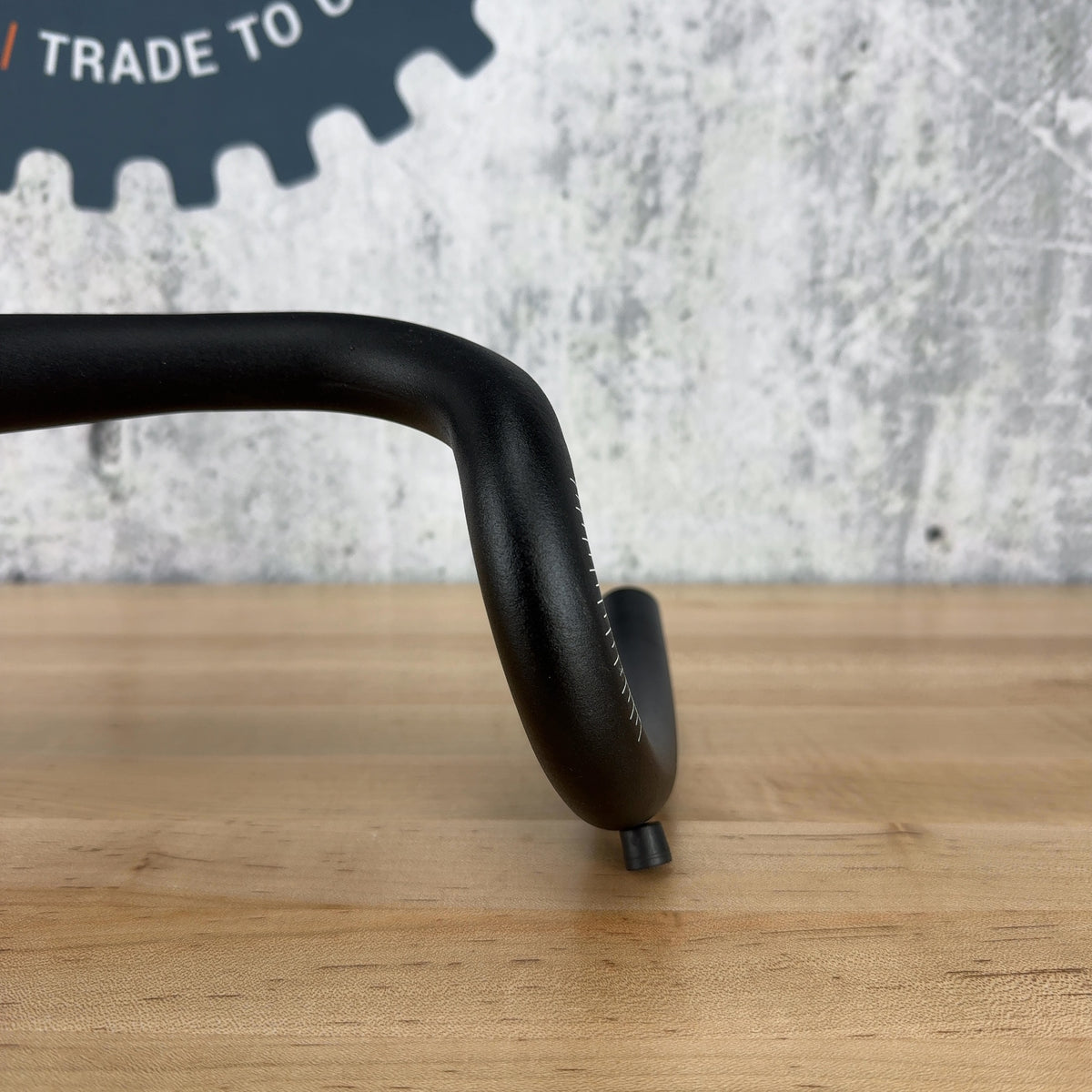New! Easton EA50 AX 42cm 31.8mm Round Drop Bar Bike Handlebar 319g