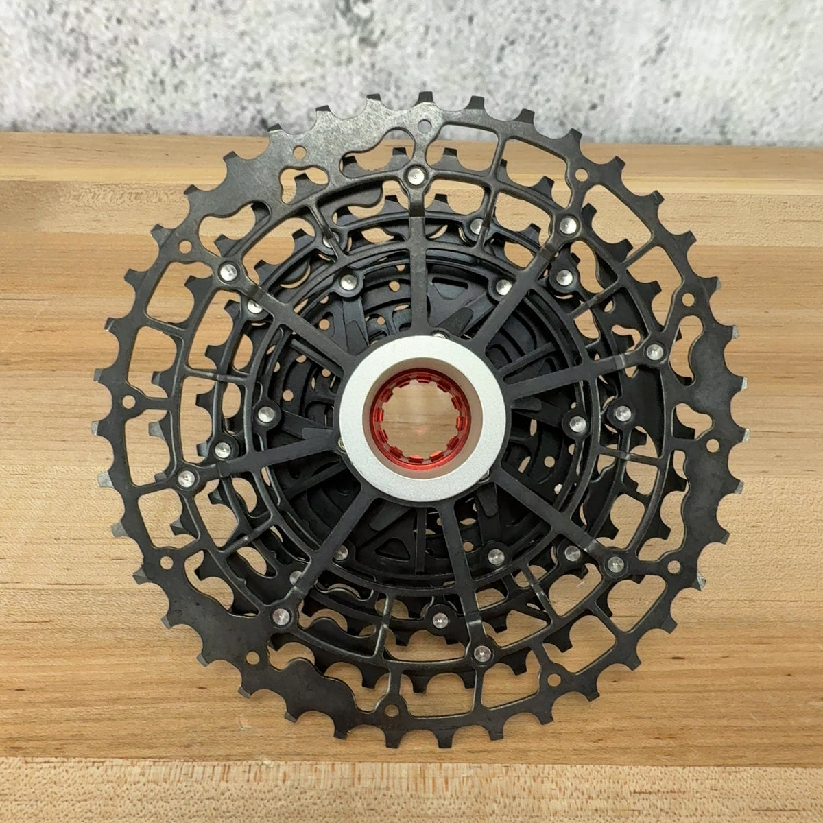 Light Use! Zitto 12-Speed 11-39t Black/Red Bike Cassette for Sram or Shimano — photo 5 of 5