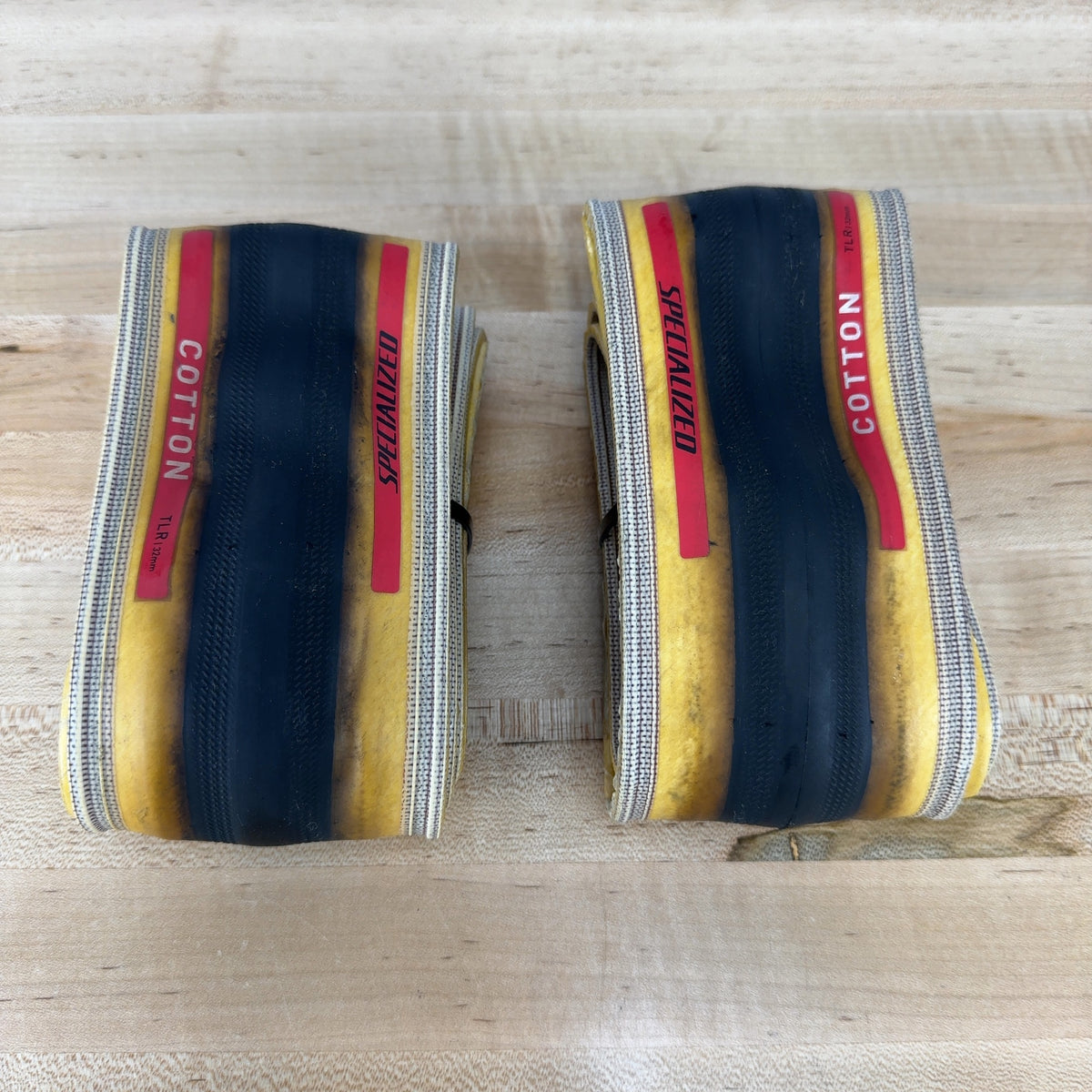 Low Mile! Pair Specialized Cotton TLR 32mm 700c Tubeless Tanwall Tires