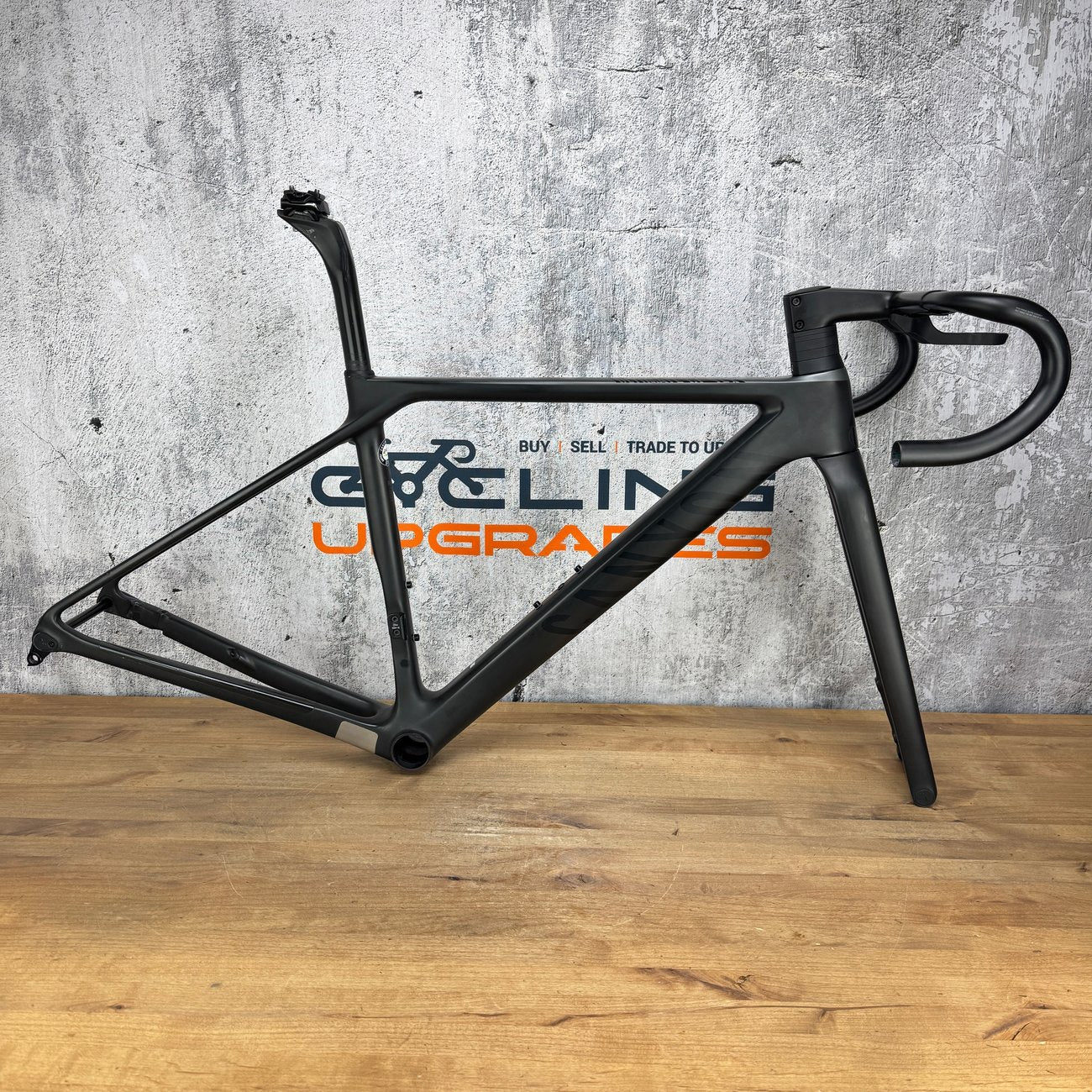 2018 Canyon Ultimate CF SLX DB 2XS Carbon Disc Brake Frameset 700c 1957g