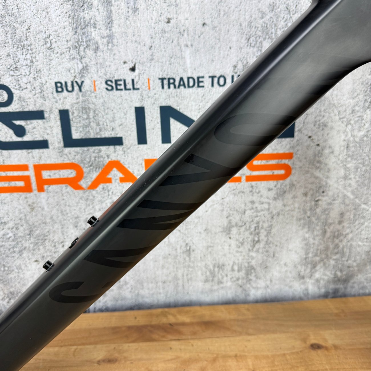 2018 Canyon Ultimate CF SLX DB 2XS Carbon Disc Brake Frameset 700c 1957g