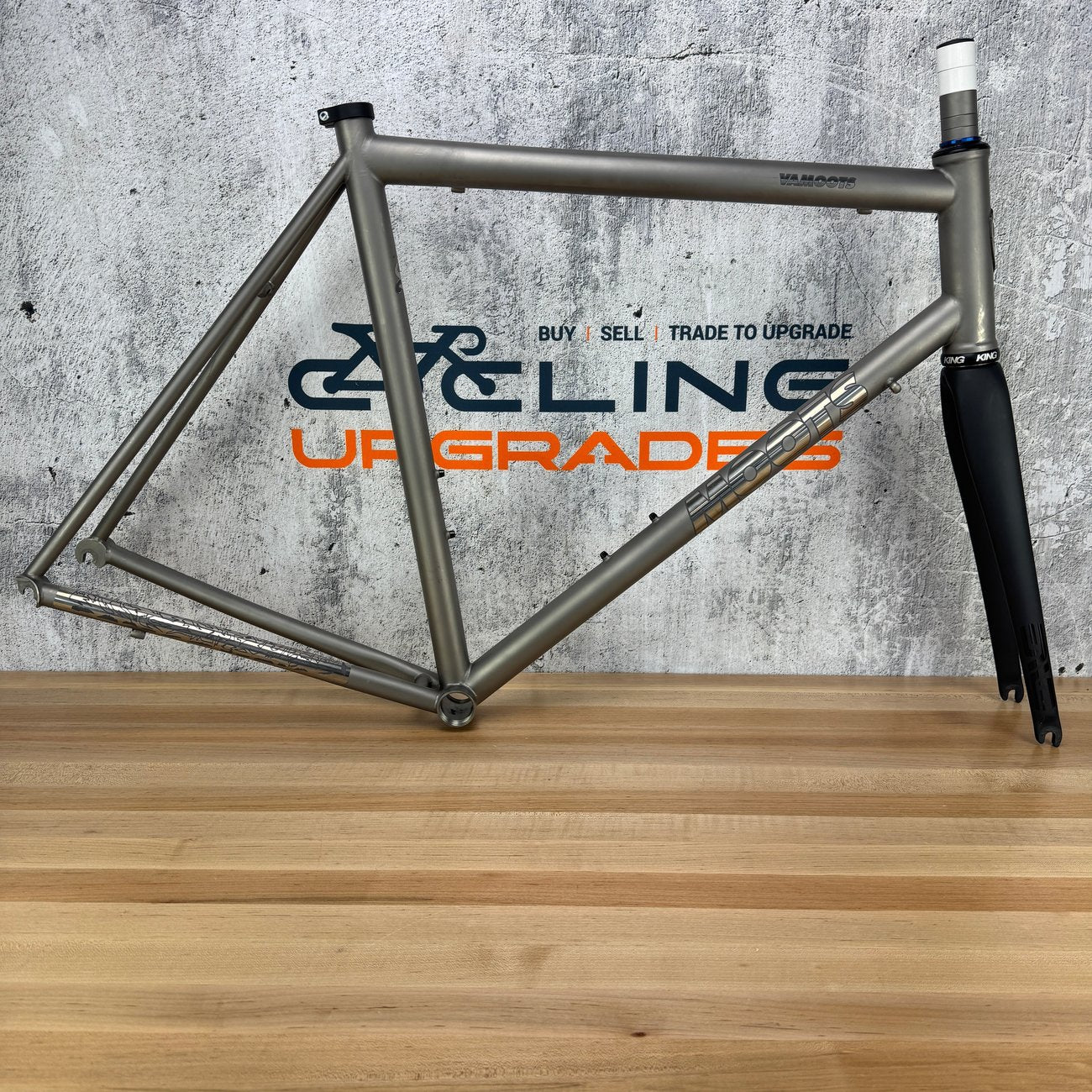 2018 Moots Vamoots 58cm Chrome Graphics Rim Brake Titanium Frameset 700c