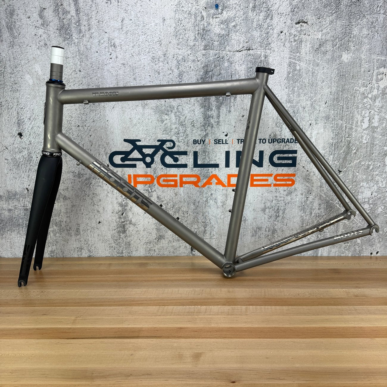 2018 Moots Vamoots 58cm Chrome Graphics Rim Brake Titanium Frameset 700c
