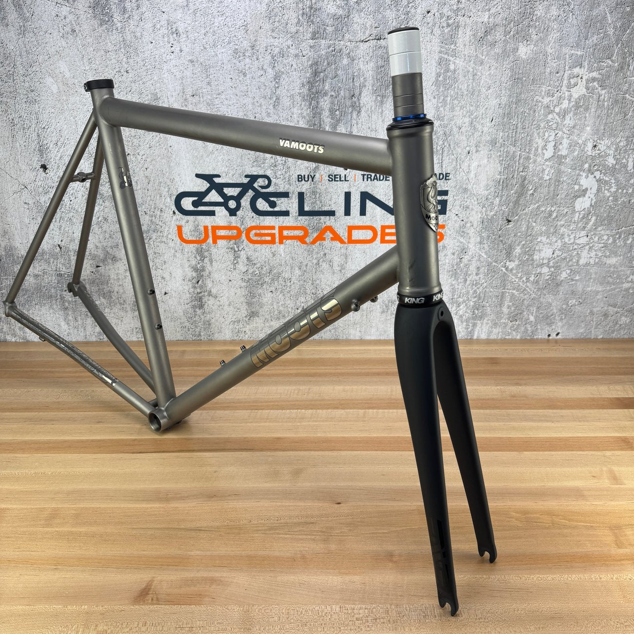 2018 Moots Vamoots 58cm Chrome Graphics Rim Brake Titanium Frameset 700c