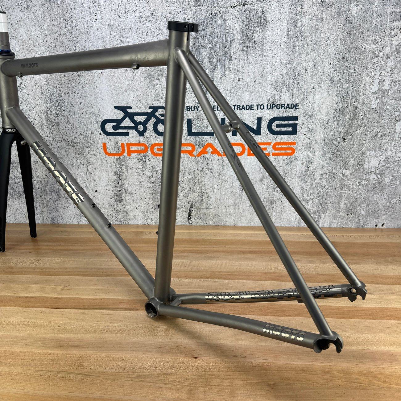 2018 Moots Vamoots 58cm Chrome Graphics Rim Brake Titanium