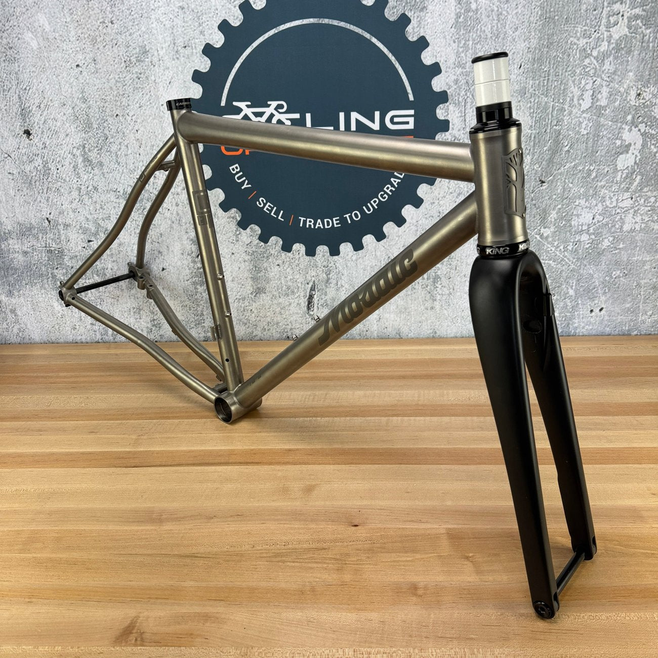 2018 Mosaic GT-1 AR 53cm Titanium Disc Brake Gravel Frameset 700c Chris King