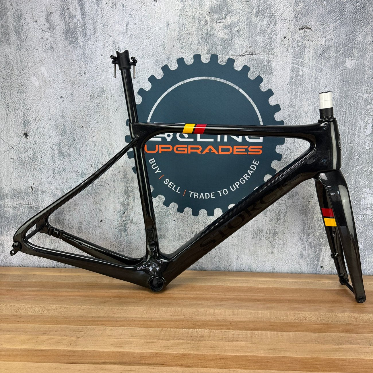 New Paint! 2019 Storck Fascenario.3 Small Carbon Disc Frameset 700c 1920g