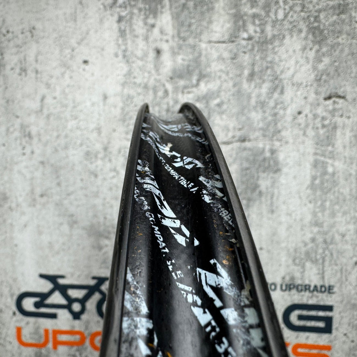 2019 Zipp 454 NSW Carbon Hooked Tubeless Disc Wheelset 700c Cognition Hubs — photo 5 of 8