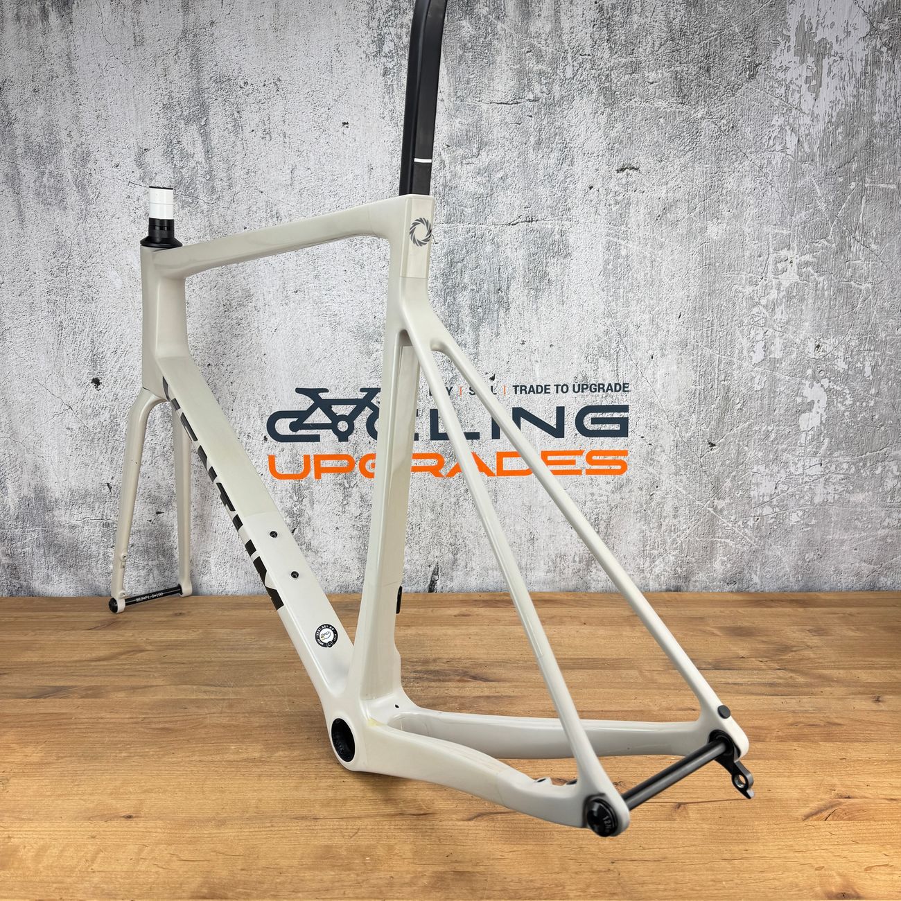2022 Ventum NS1 XL (60cm) Sandstone Carbon Road Bike Disc Frameset 700c 1870g
