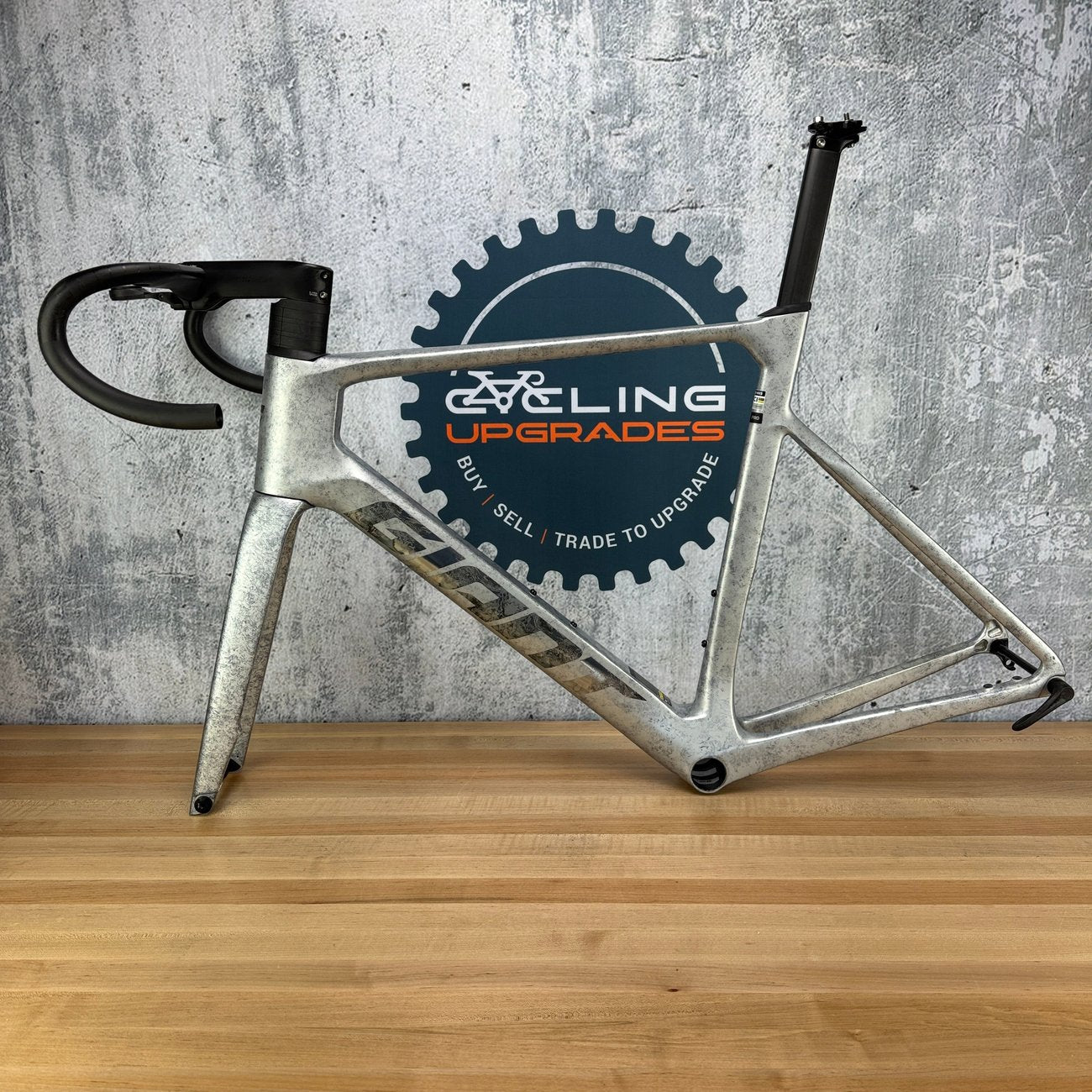 2025 Giant Propel Advanced Pro Polar Zone M/L Carbon Disc Frameset 700c 2417g