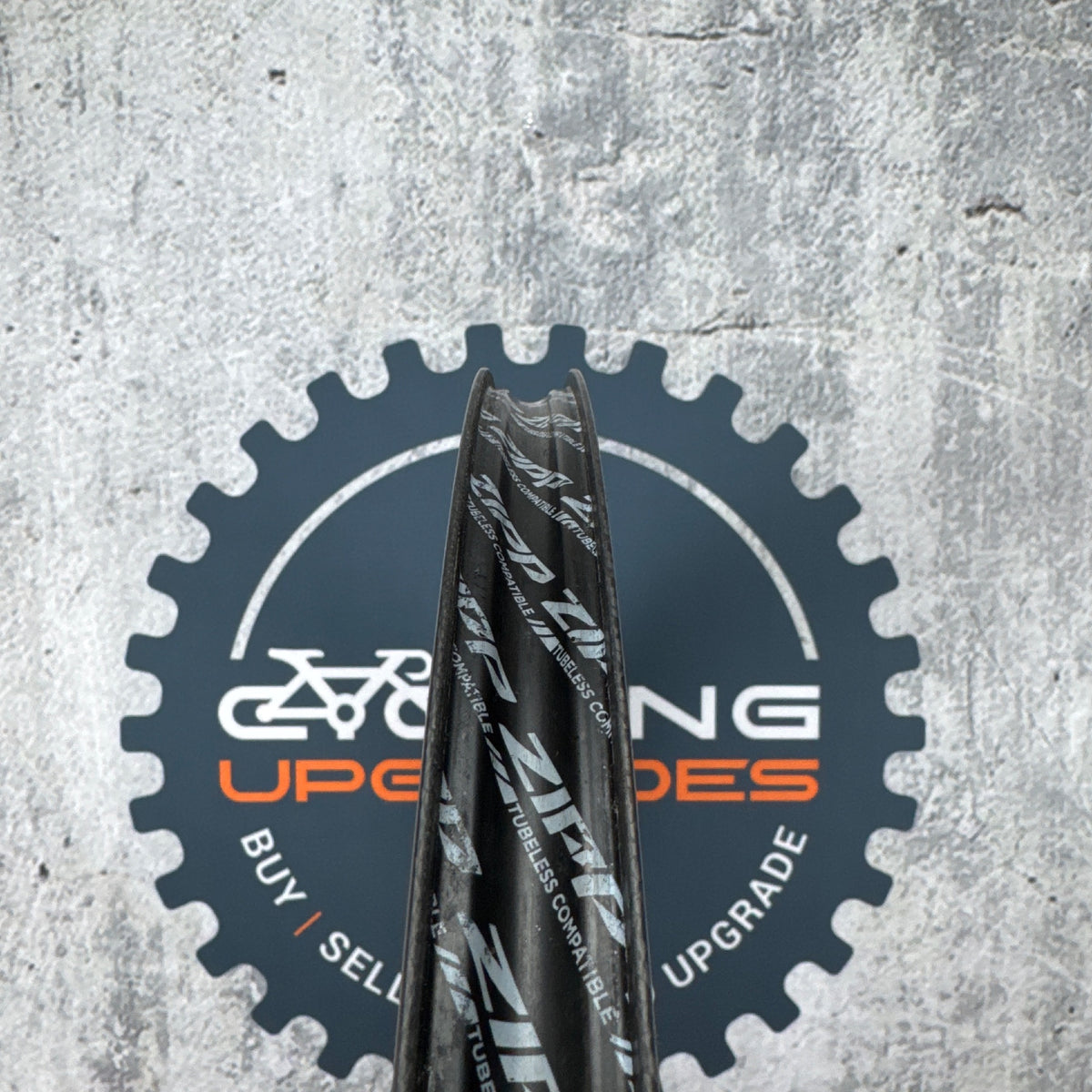 Low Mile! Zipp 303s Carbon Tubeless ZR1 Hubs Gravel Bike Wheelset 700c 1537g — photo 5 of 10