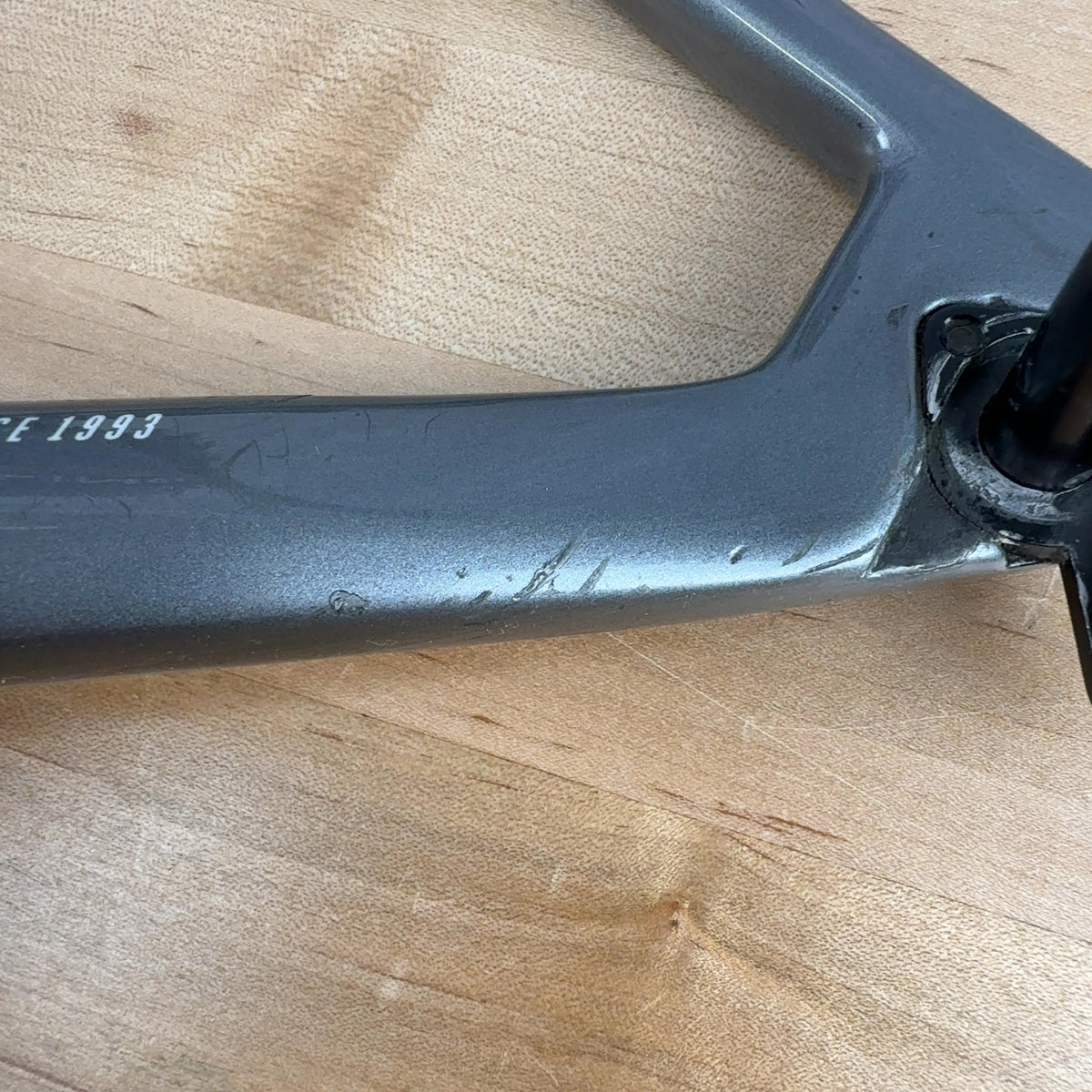 Light Use! 2021 Focus Izalco Max Disc 9 Medium Carbon Road Bike Frameset 2014g — photo 13 of 15