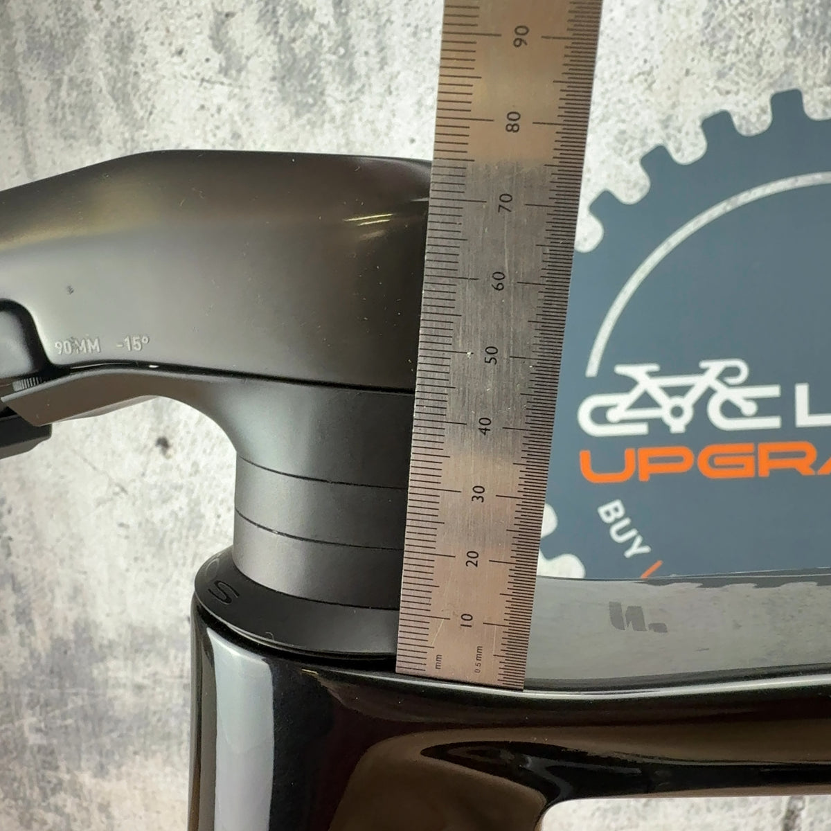 Light Use! 2021 Focus Izalco Max Disc 9 Medium Carbon Road Bike Frameset 2014g — photo 8 of 15