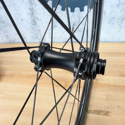 Light Bicycle AIRIA 55d Flyweight Light Bicycle Hub Gen 3 Plus Carbon Wheelset