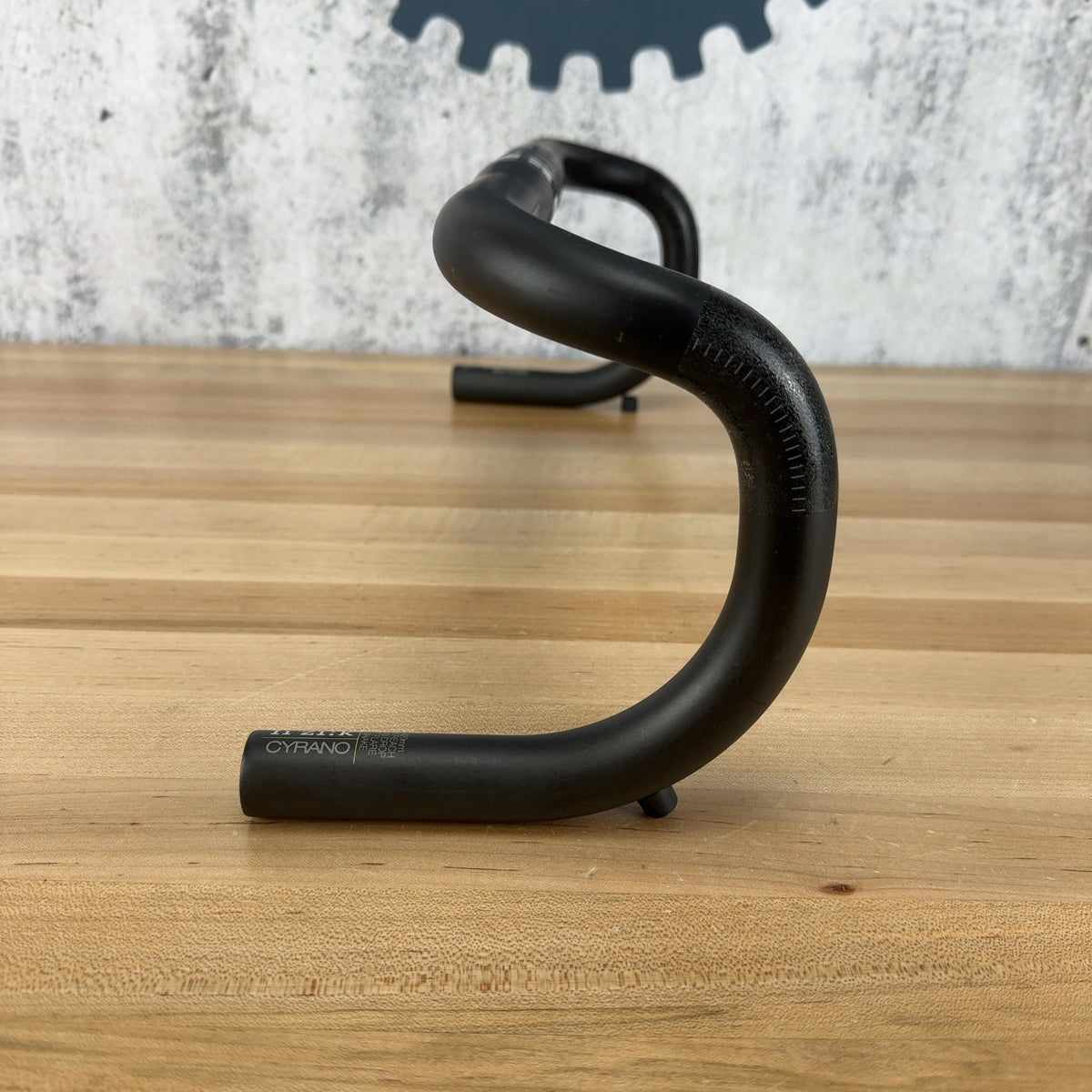 Fizik Cyrano 00 Snake 42cm 31.8mm Carbon Round Drop Bar Bike Handlebar 187g