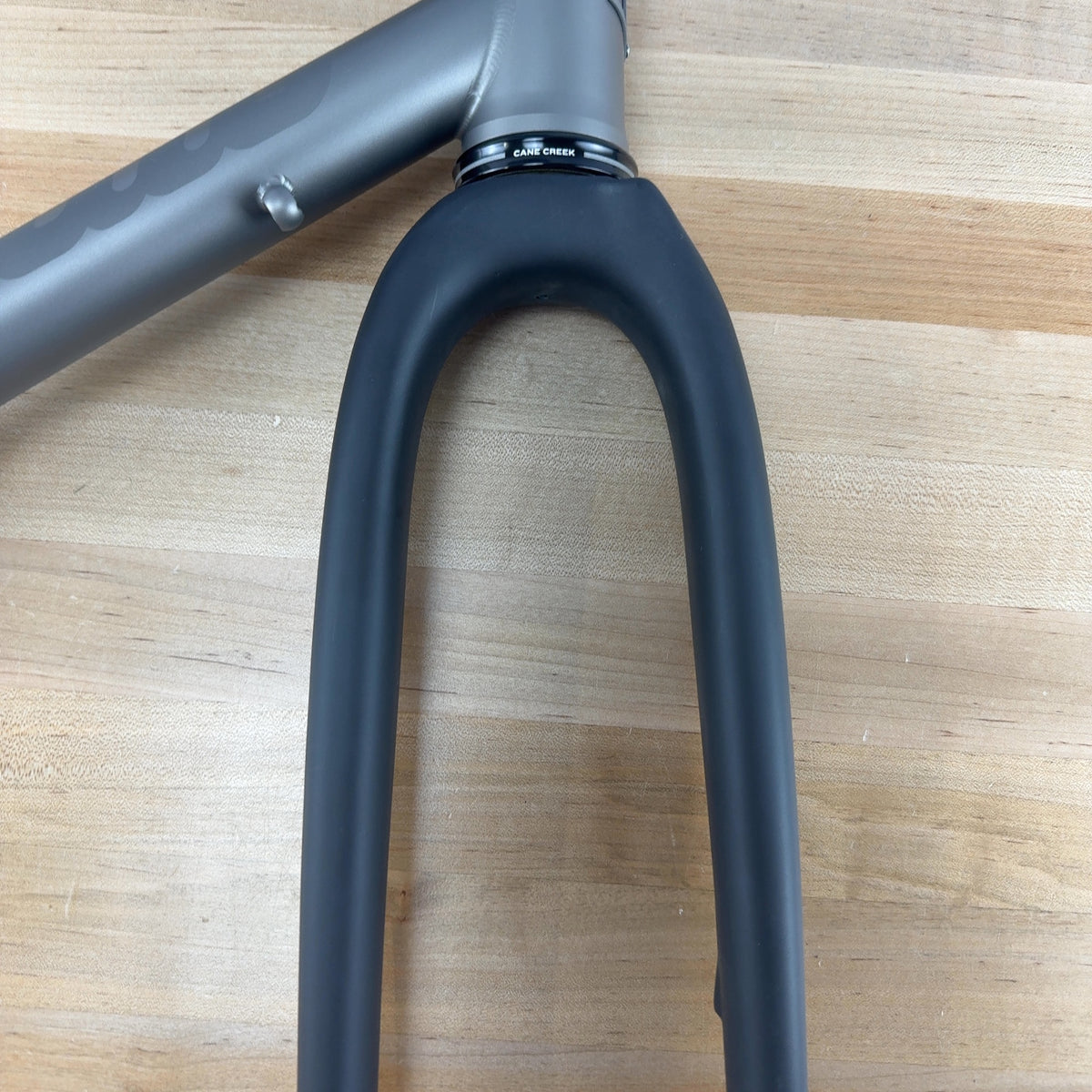 New! 2026 Mosaic GT-2 45 50cm Titanium Gravel Bike Frameset Enve Cane Creek 700c