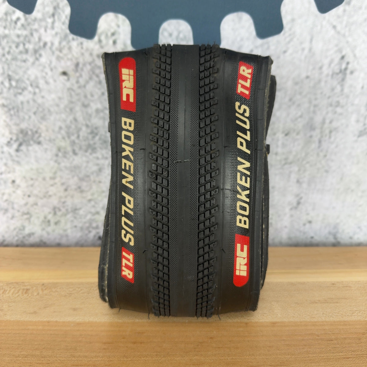 New Take Off! IRC Boken Plus 700x42mm Tubless Single Gravel Bike Tire 615g — photo 1 of 4