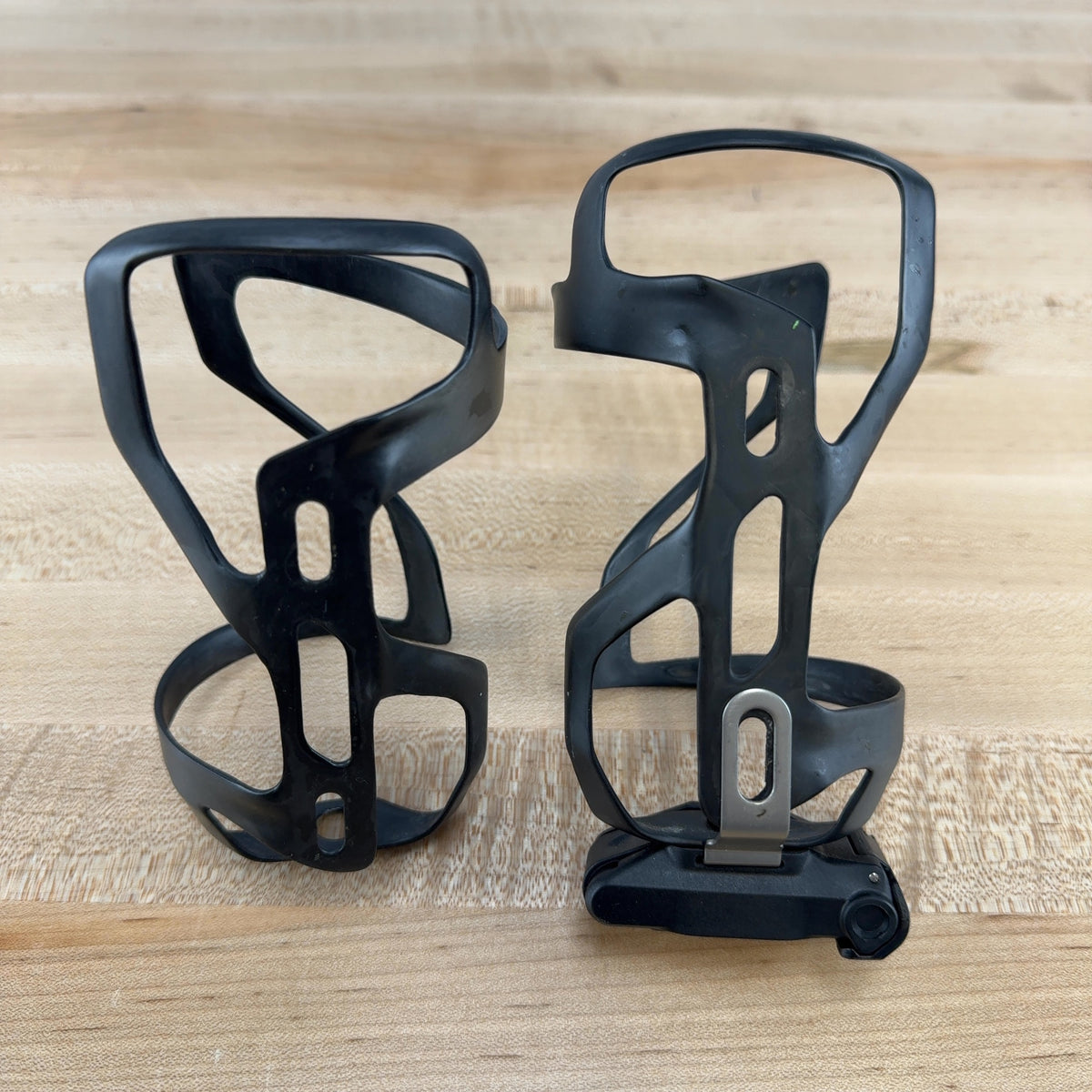 Low Mile! Specialized S-Works Zee Cage II LH/RH Carbon Water Bottle Cages SWAT — photo 6 of 6