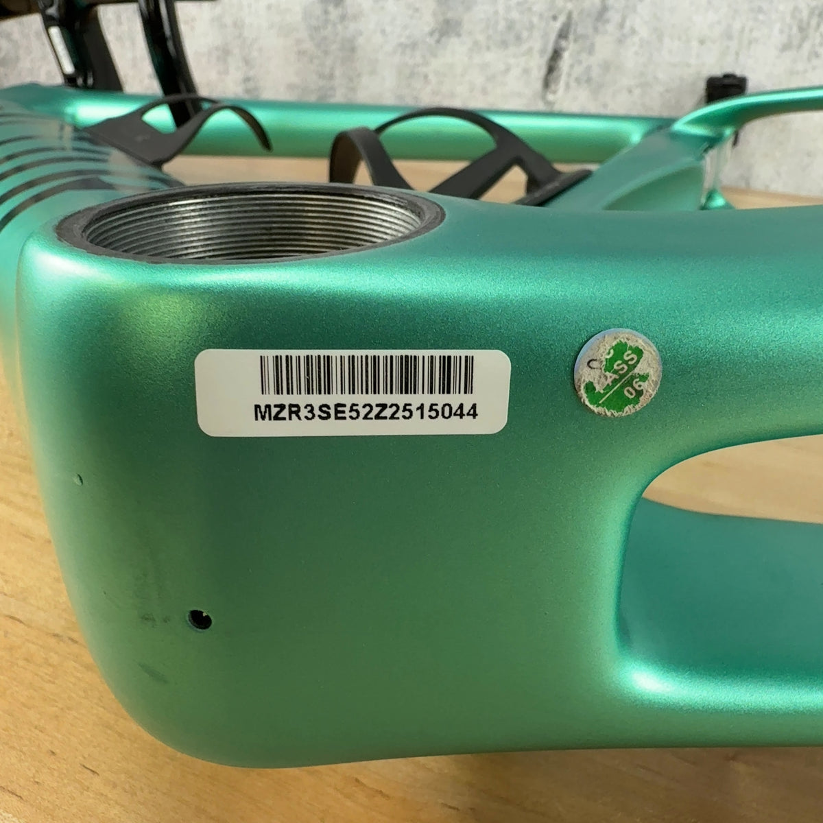 Low Mile! 2025 Factor Monza 52cm Carbon Disc Steel Green UDH Frameset 2750g — photo 14 of 18