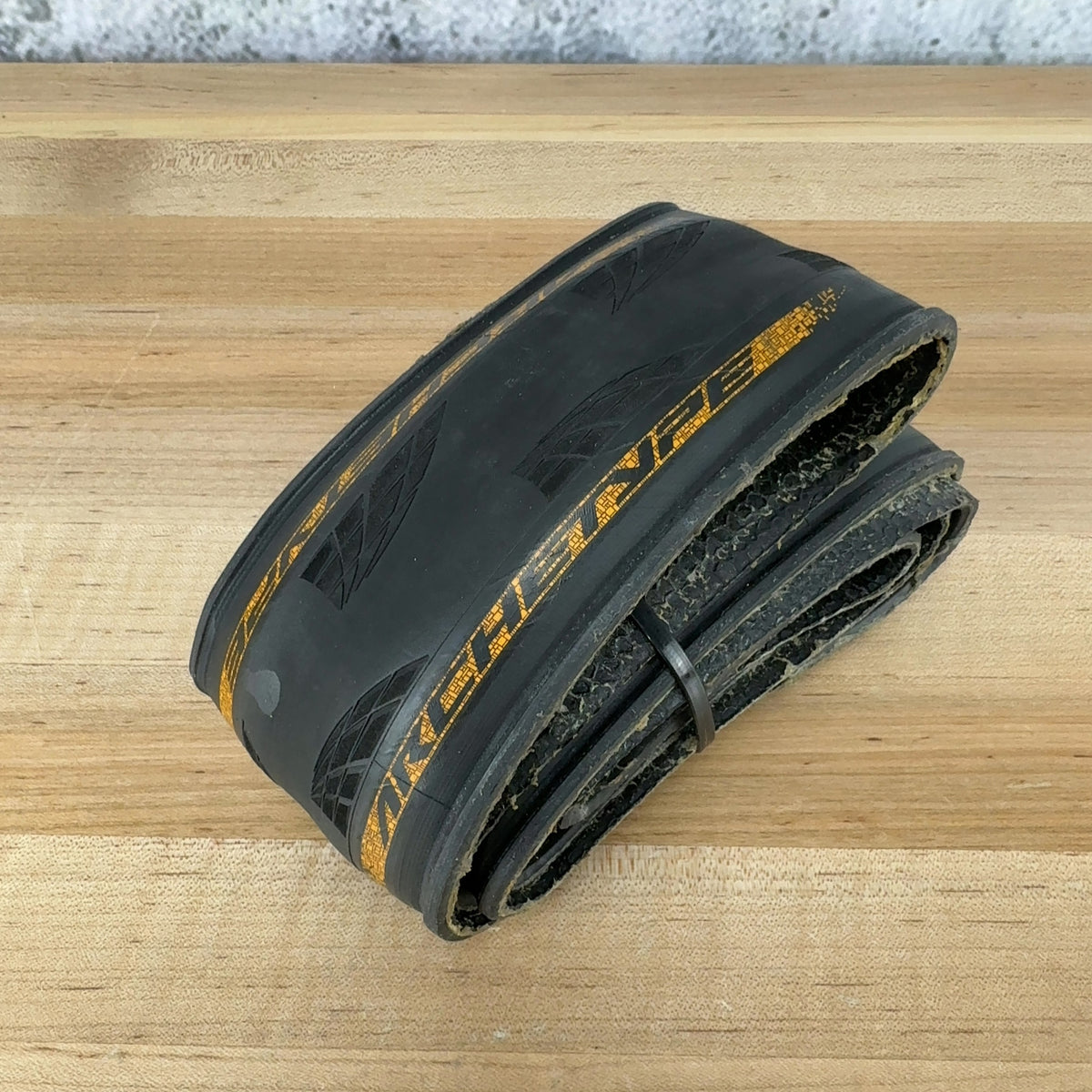 Light Use! Continental Archetype 700c x 30mm Tubeless Single Road Bike Tire 283g