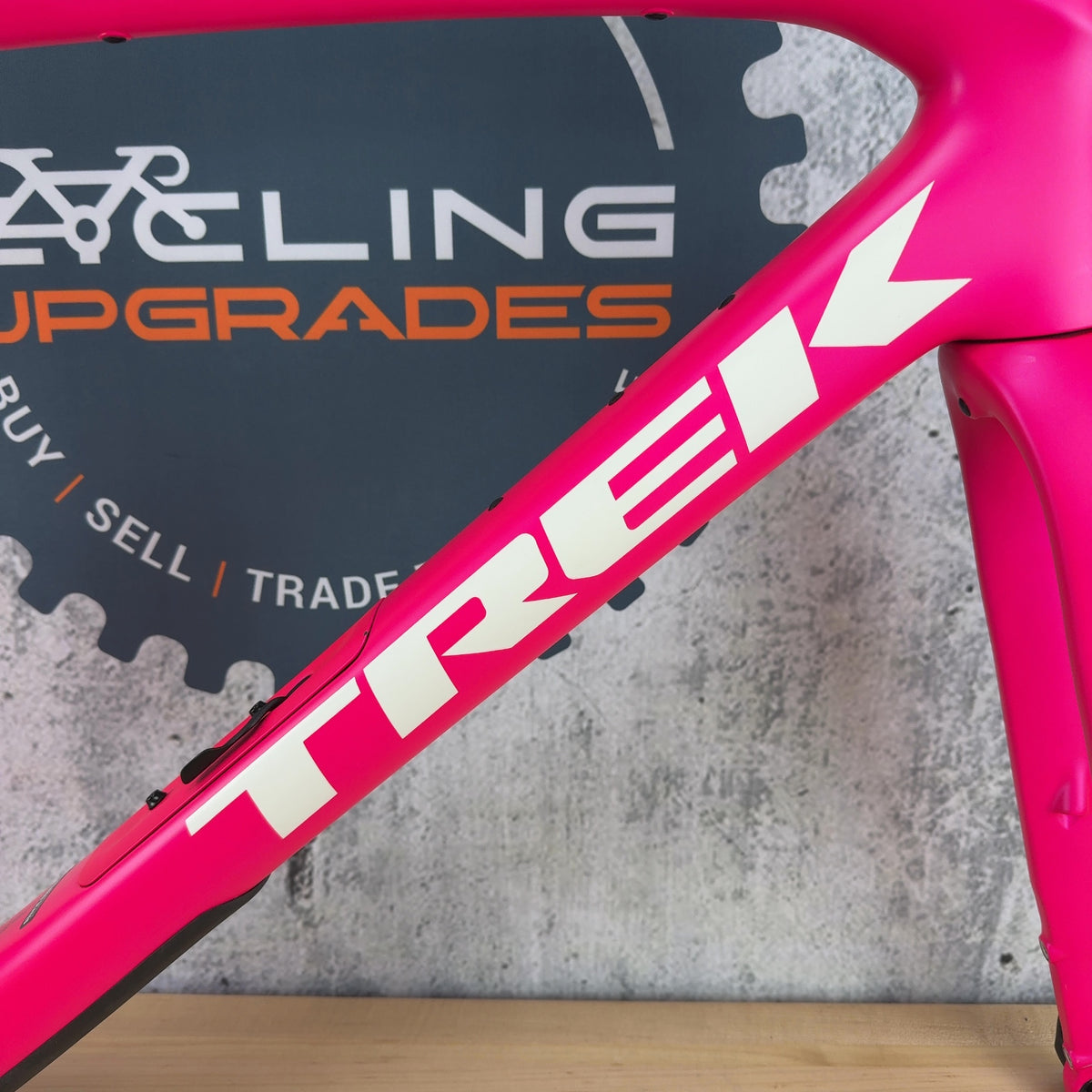 Mint! Trek Checkpoint 56cm Vice Pink Carbon Gravel Bike Frameset 700c 2340g — photo 2 of 15