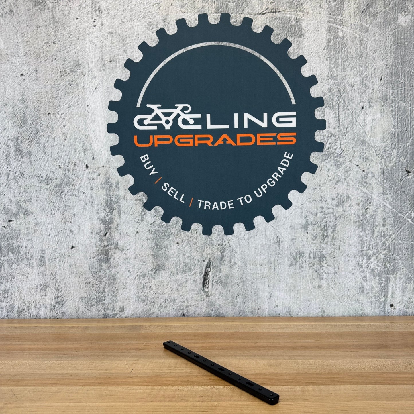 Low Mile! Tririg Multi-Bottle BTA Rail Alloy TT Cockpit