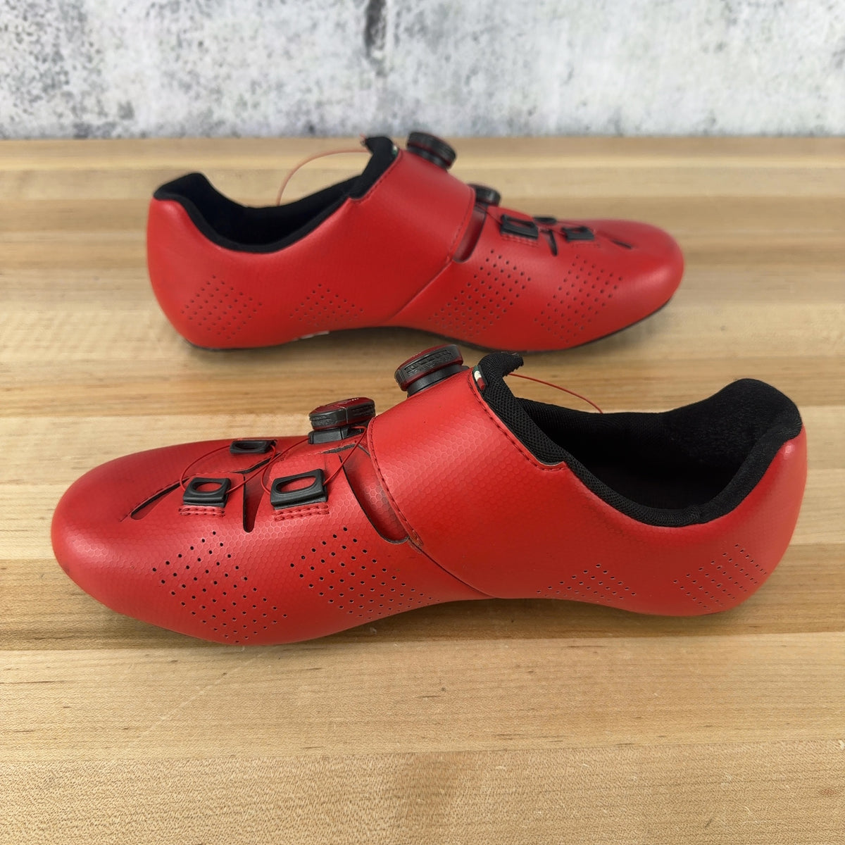Crono CR1 Boa EU 43.5 Men's 3 Bolt Red Cycling Shoes MSRP $354 — photo 4 of 10