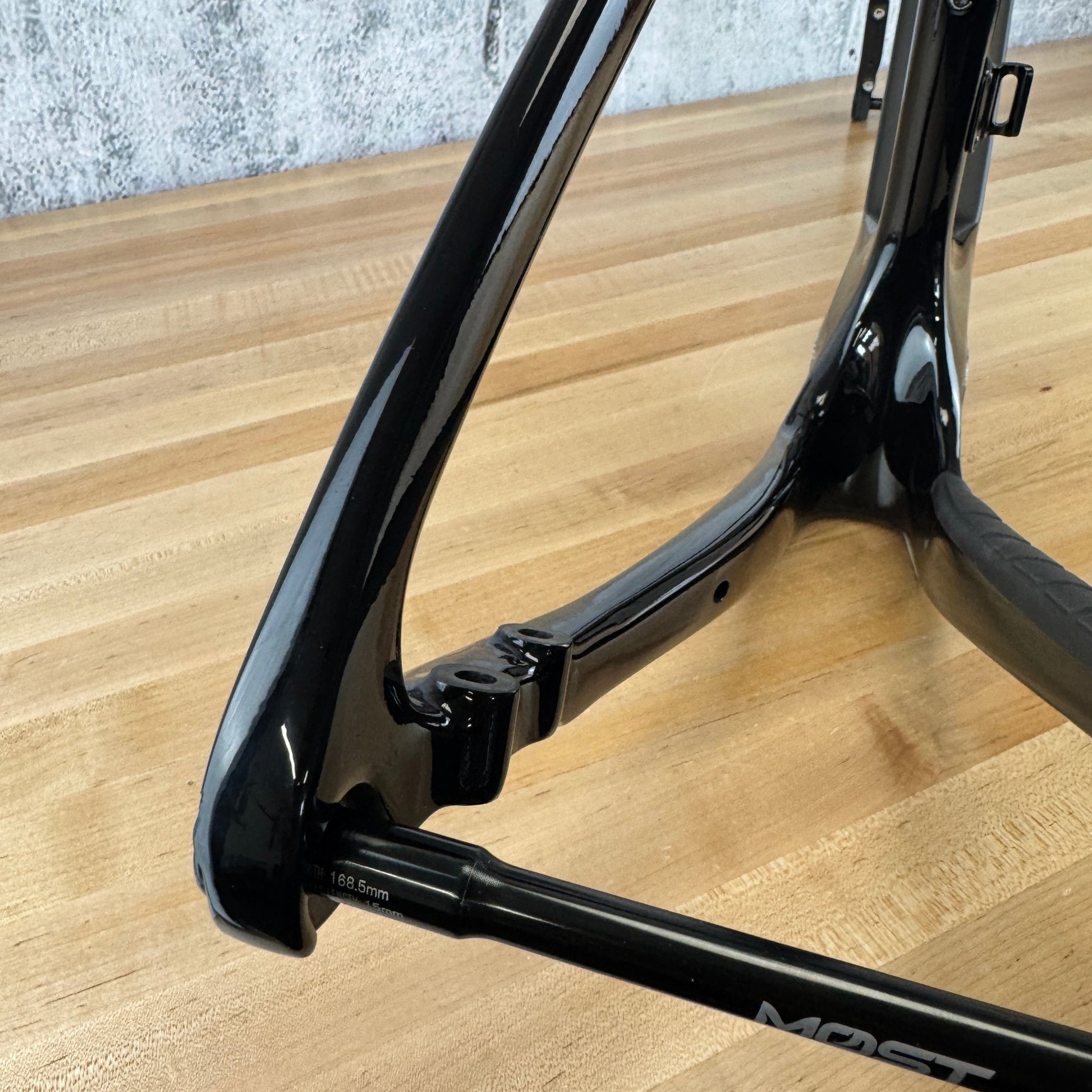 Light Use! 2026 Pinarello Dogma GR 530 Black on Black Carbon Frameset