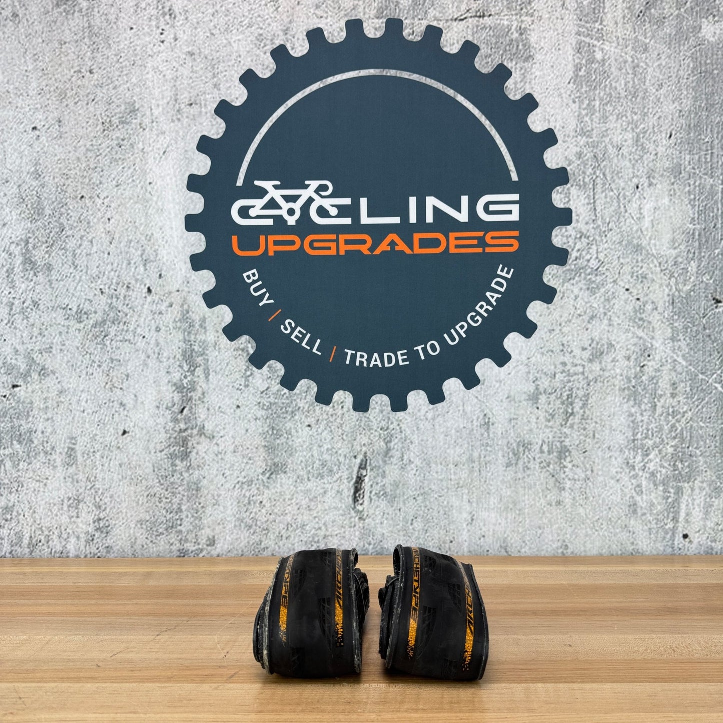 Low Mile! Pair Continental Archetype 700c x 30mm Tubeless Road Bike Tires