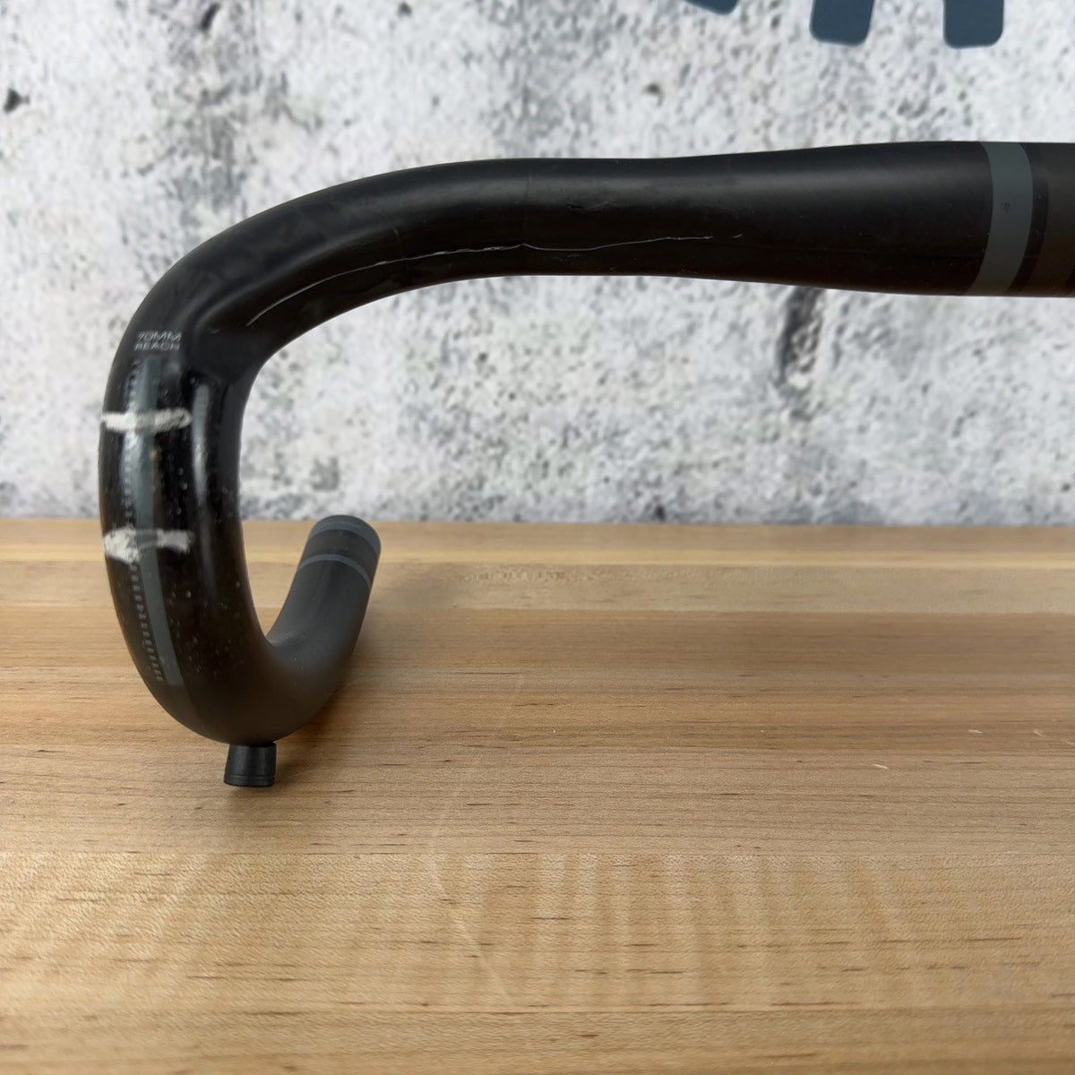 Cannondale Escape Hanger 42cm 31.8mm Carbon Road Bike Handlebar 192g