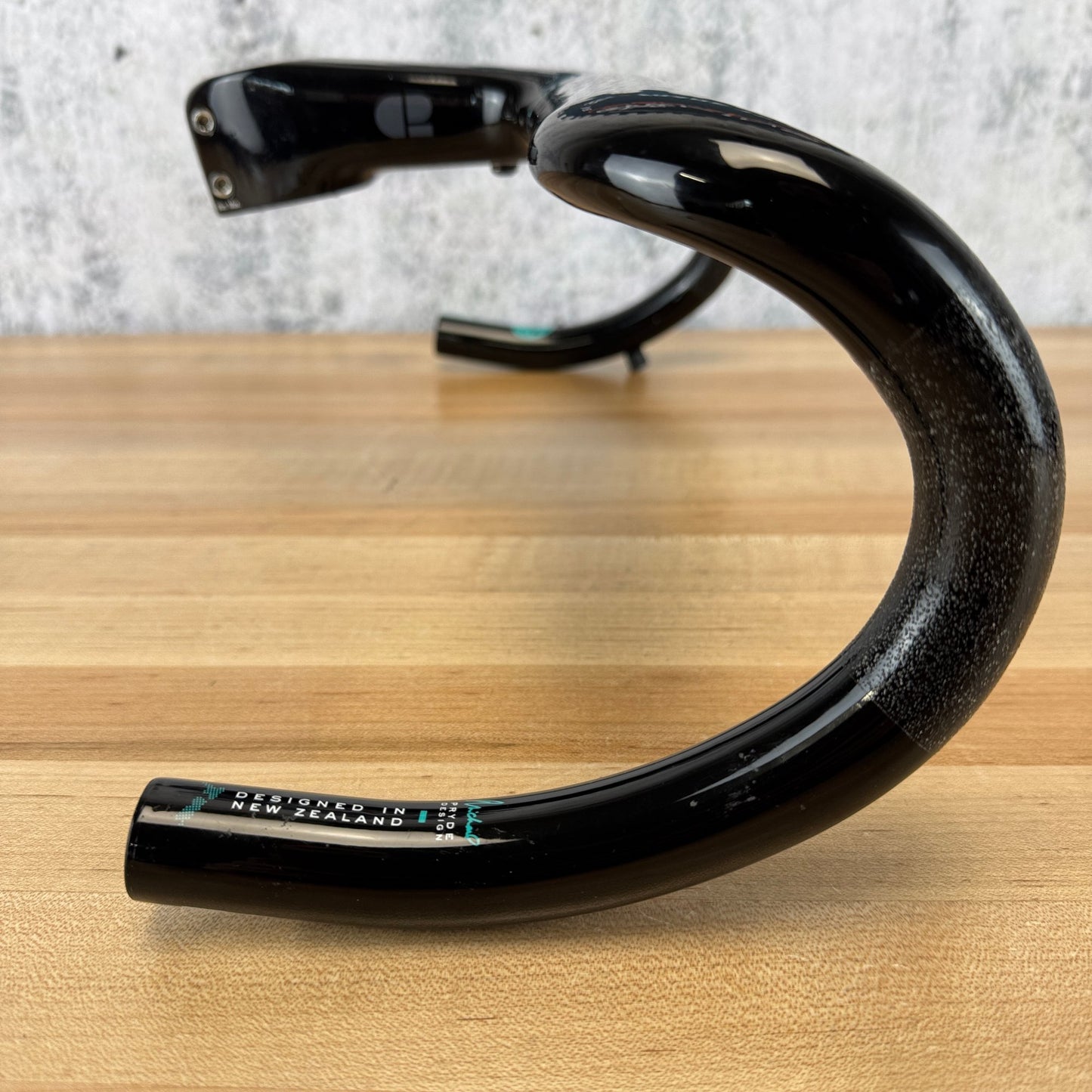 Low Mile! Chapter2 MANA 2 Aqua + Black 42cm 110mm Carbon Integrated Handlebar