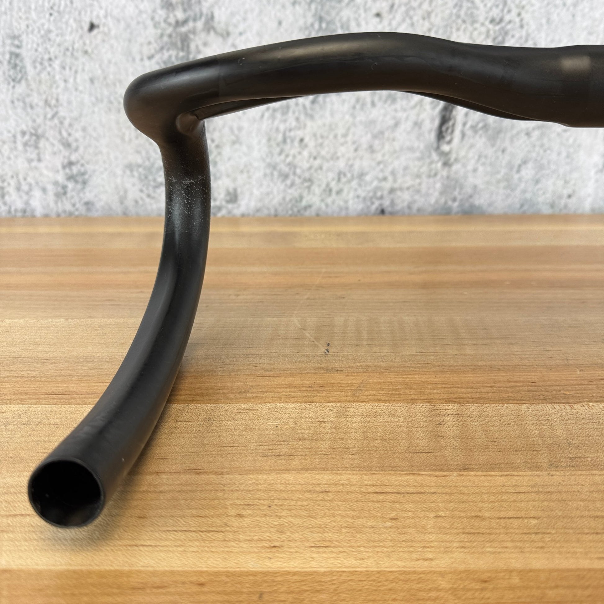 Low Mile! Shimano Pro PLT Ergo Carbon Handlebar