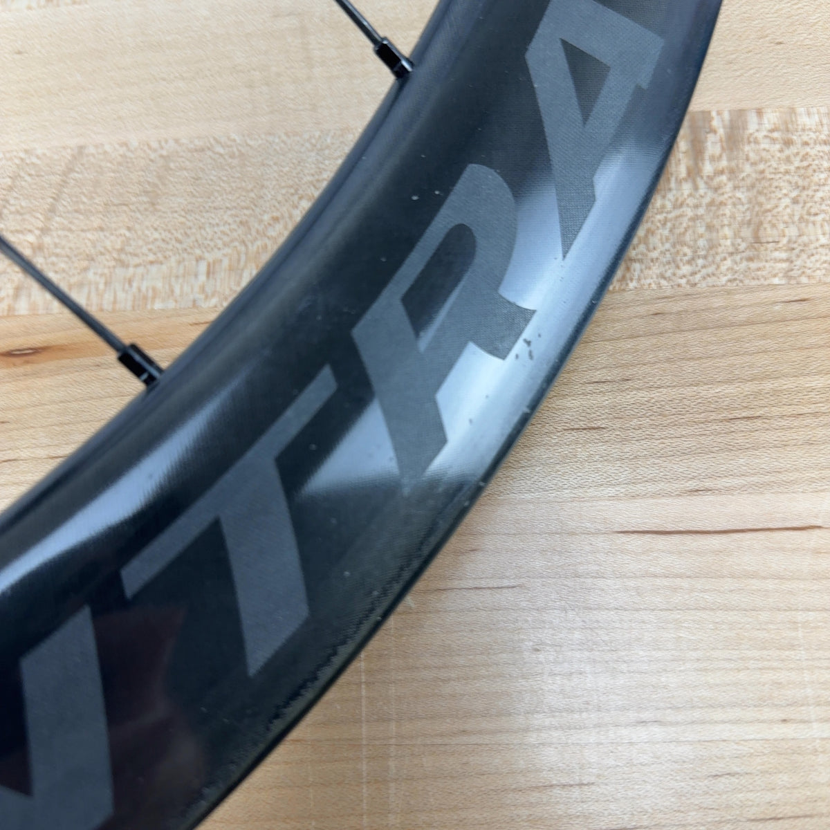 Low Mile! 2024 Bontrager Aeolus Pro 51 TLR Carbon Tubeless Wheelset 700c 1493g — photo 8 of 9