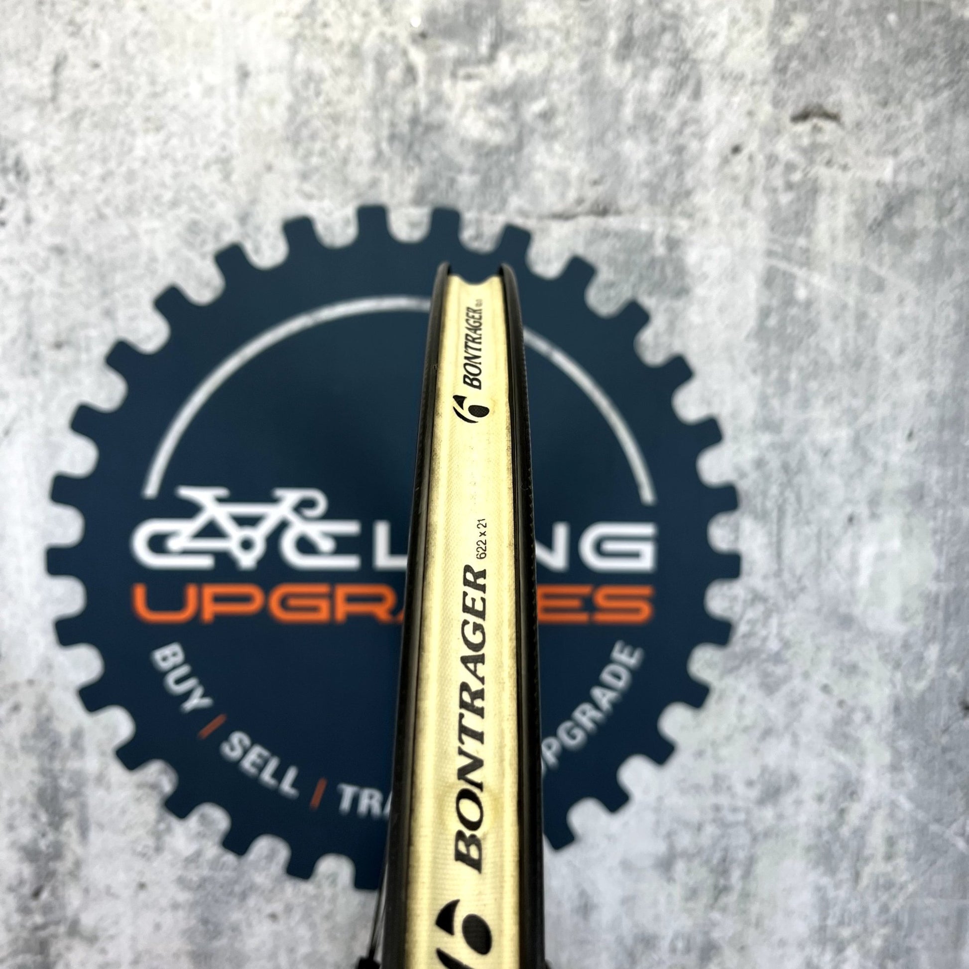Bontrager Aeolus Pro 3 Carbon Tubeless Rim Brake Wheelset