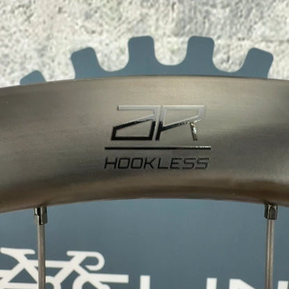 Low Mile! 2024 Cadex AR 35 Gravel Hookless Disc Tubeless Carbon Wheelset 1285g