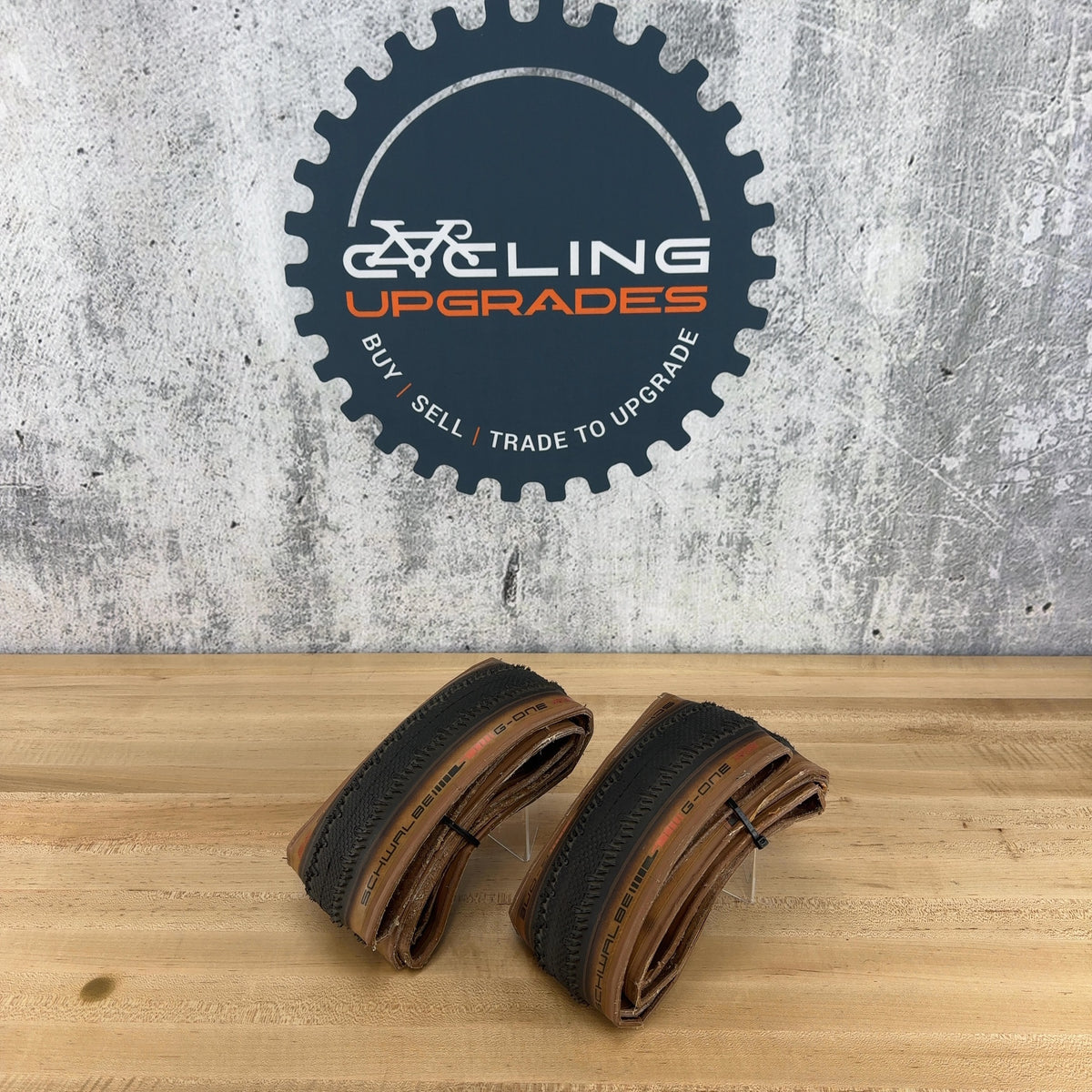 Light Use! Pair Schwalbe G-One RS Pro 700x45mm Gravel Tires ADDIX RACE Tanwall — photo 2 of 9